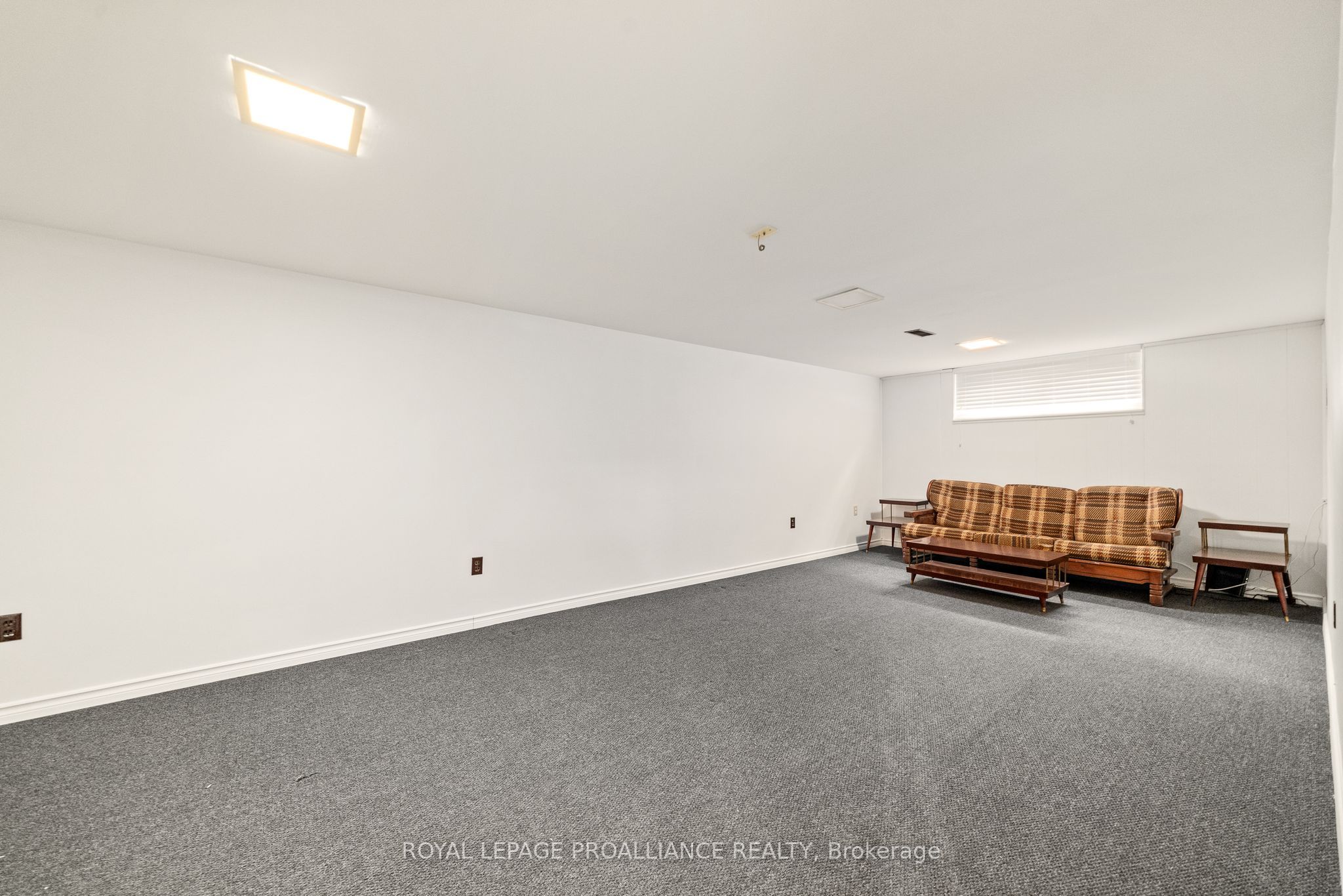 Photo 65 of 26 Harris Crescent, Belleville, Belleville Ward — HOMEH