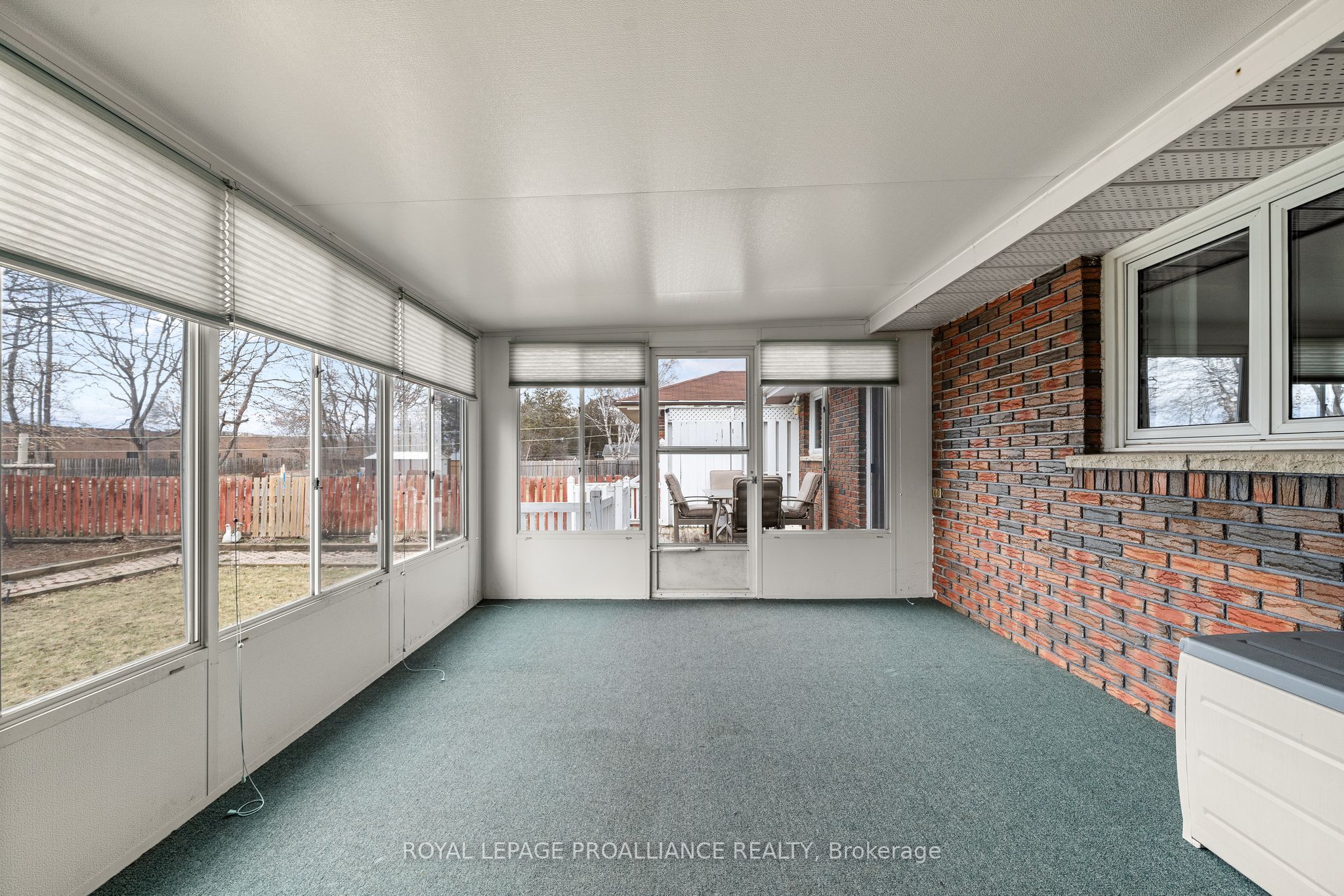 Photo 57 of 26 Harris Crescent, Belleville, Belleville Ward — HOMEH