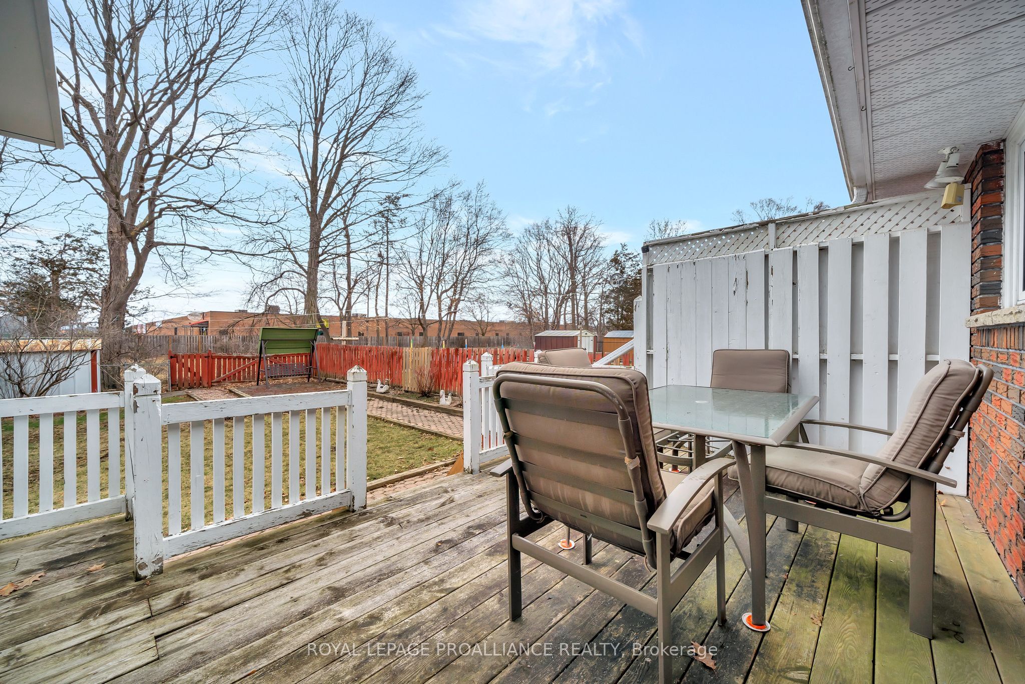 Photo 73 of 26 Harris Crescent, Belleville, Belleville Ward — HOMEH