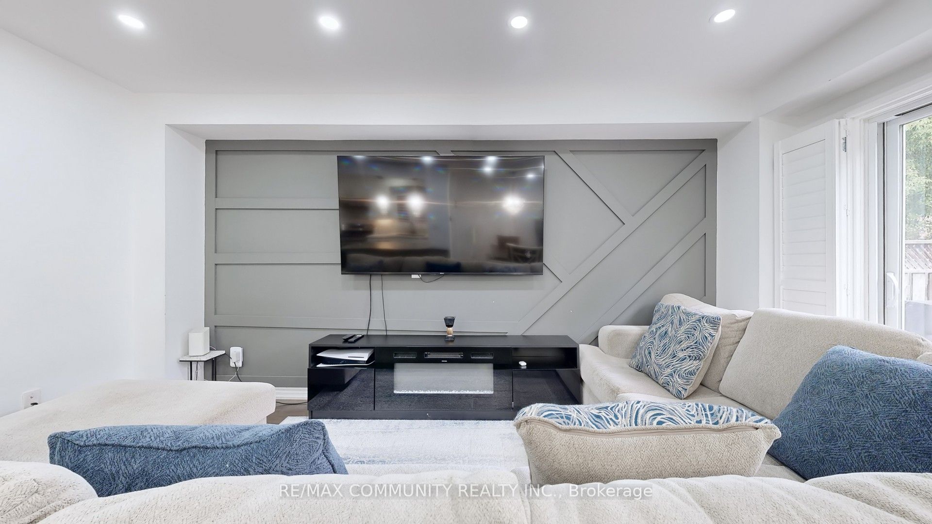 Photo 57 of 1117 Tanzer Court, Pickering, Bay Ridges — HOMEH