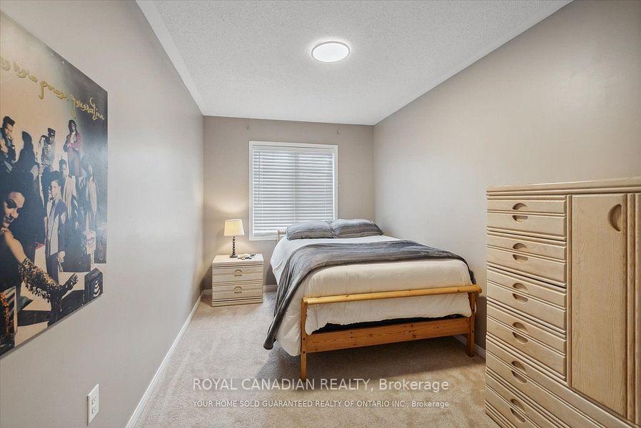 Photo 21 of 106 Lander Crescent, Clarington, Bowmanville — HOMEH