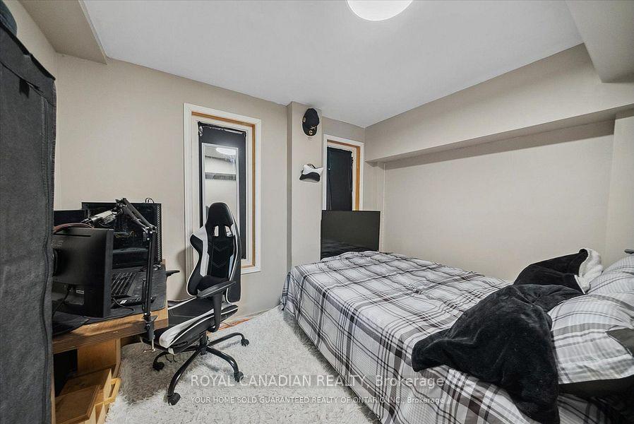 Photo 24 of 106 Lander Crescent, Clarington, Bowmanville — HOMEH
