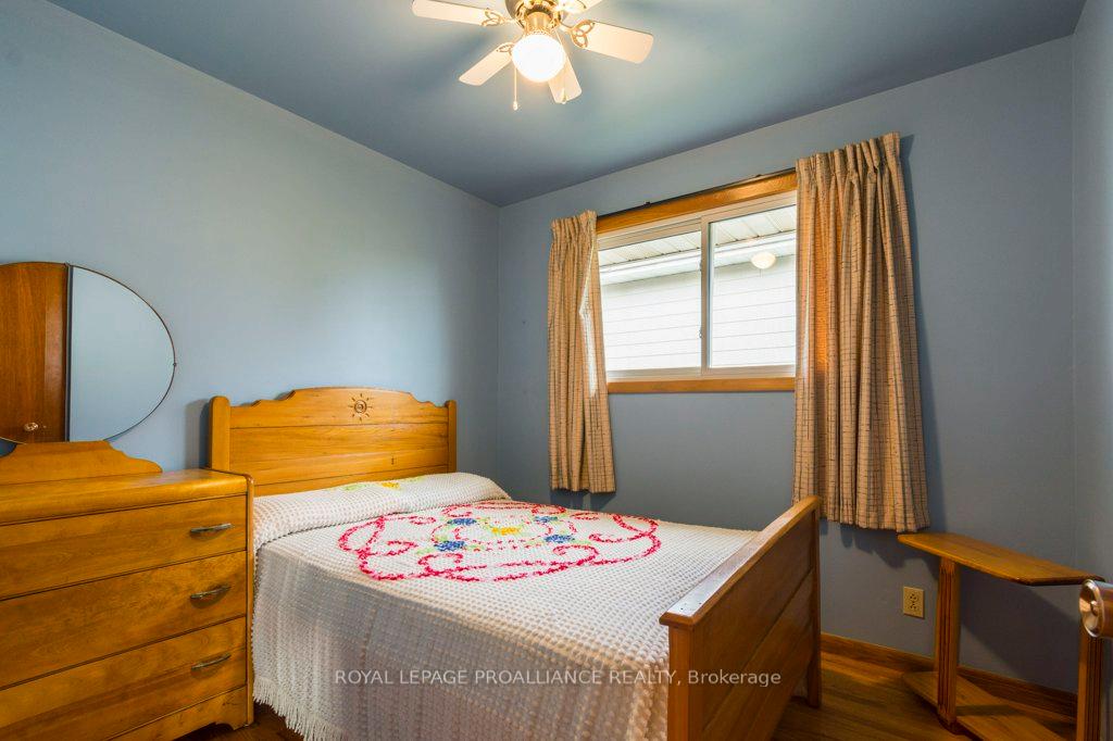 Photo 17 of 65 Cascade Boulevard, Belleville, Belleville Ward — HOMEH