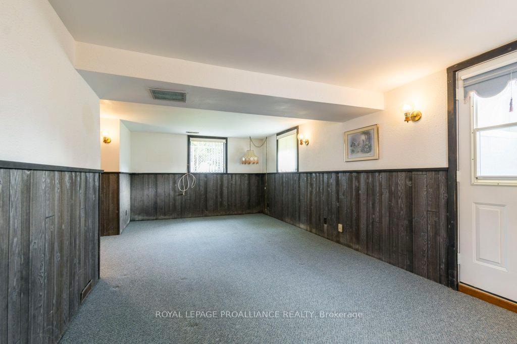 Photo 19 of 65 Cascade Boulevard, Belleville, Belleville Ward — HOMEH