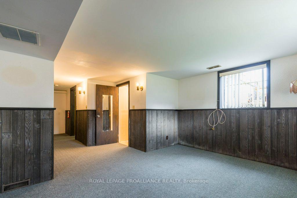 Photo 20 of 65 Cascade Boulevard, Belleville, Belleville Ward — HOMEH