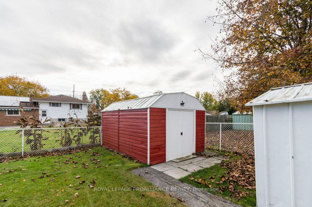 Photo 29 of 65 Cascade Boulevard, Belleville, Belleville Ward — HOMEH