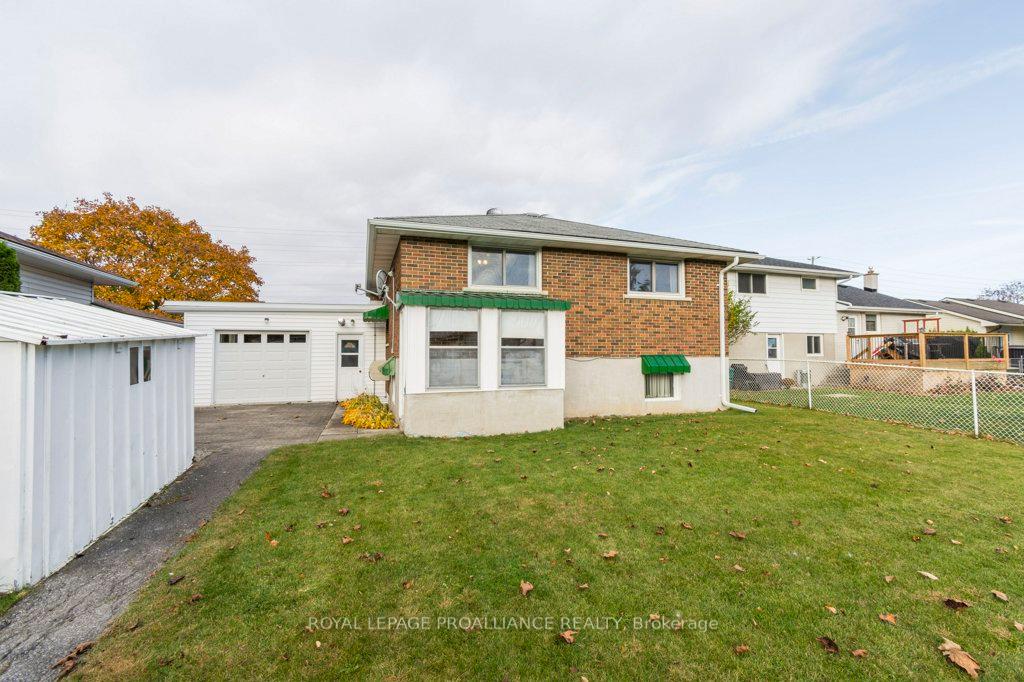Photo 30 of 65 Cascade Boulevard, Belleville, Belleville Ward — HOMEH