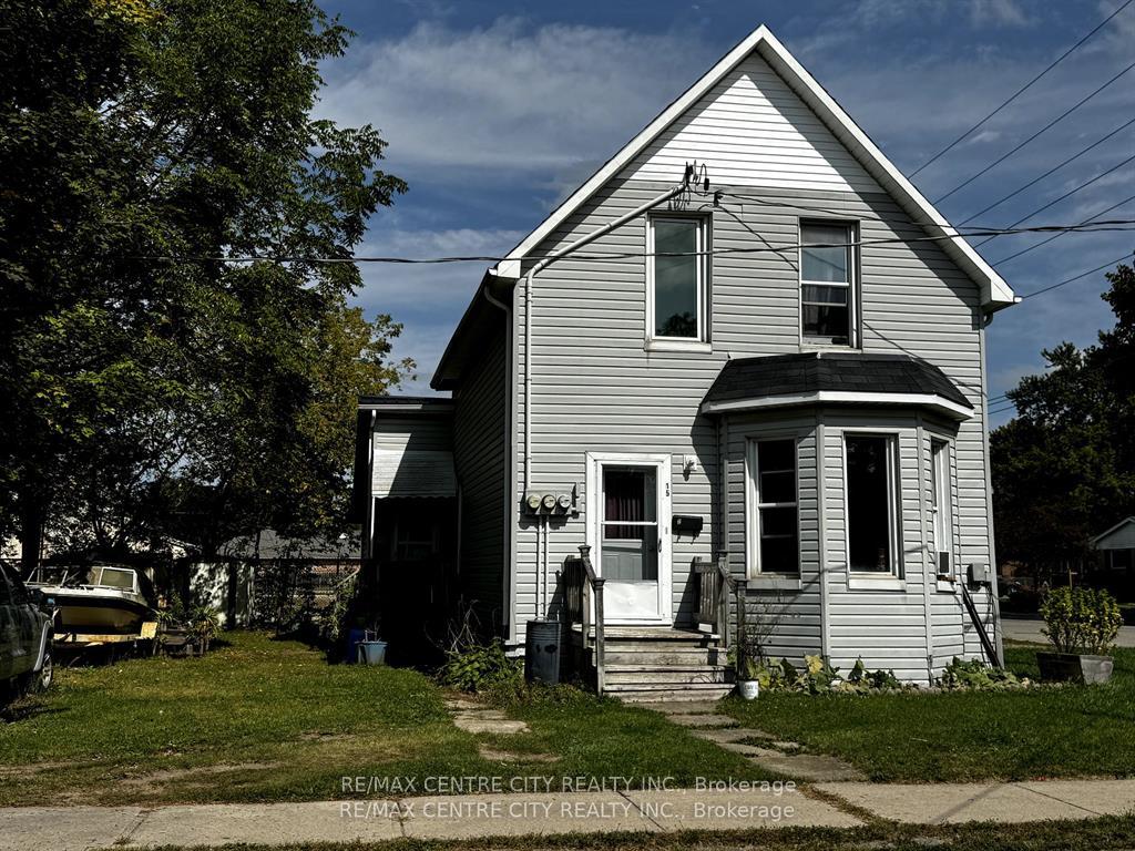 Photo 1 of 15 Chestnut Street E, Aylmer — HOMEH