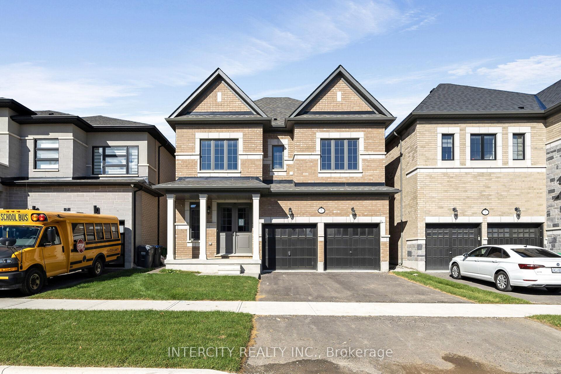 Photo 1 of 5 Kessler Drive, Brampton, Sandringham-Wellington North — HOMEH
