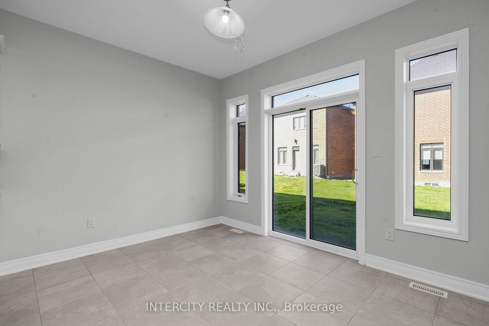 Photo 14 of 5 Kessler Drive, Brampton, Sandringham-Wellington North — HOMEH