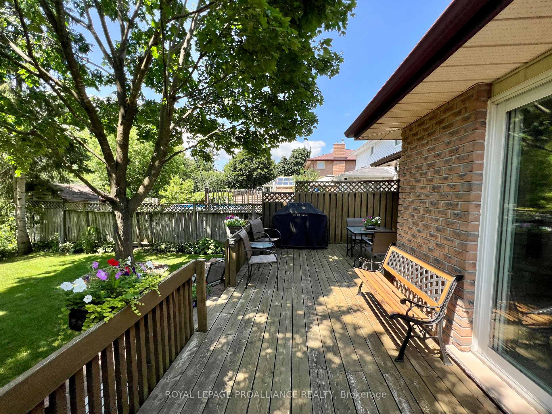Photo 32 of 116 Tracey Park Drive, Belleville, Belleville Ward — HOMEH