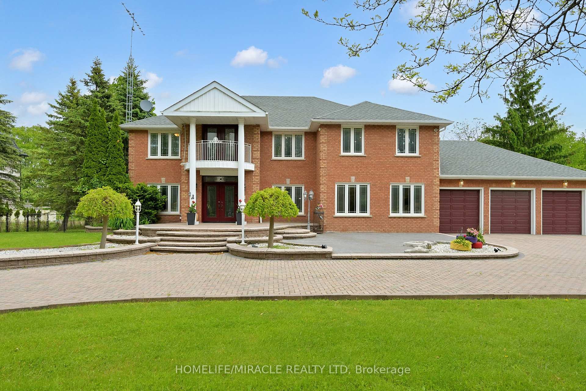 Photo 3 of 9 Bunting Court, Ajax, Central West — HOMEH
