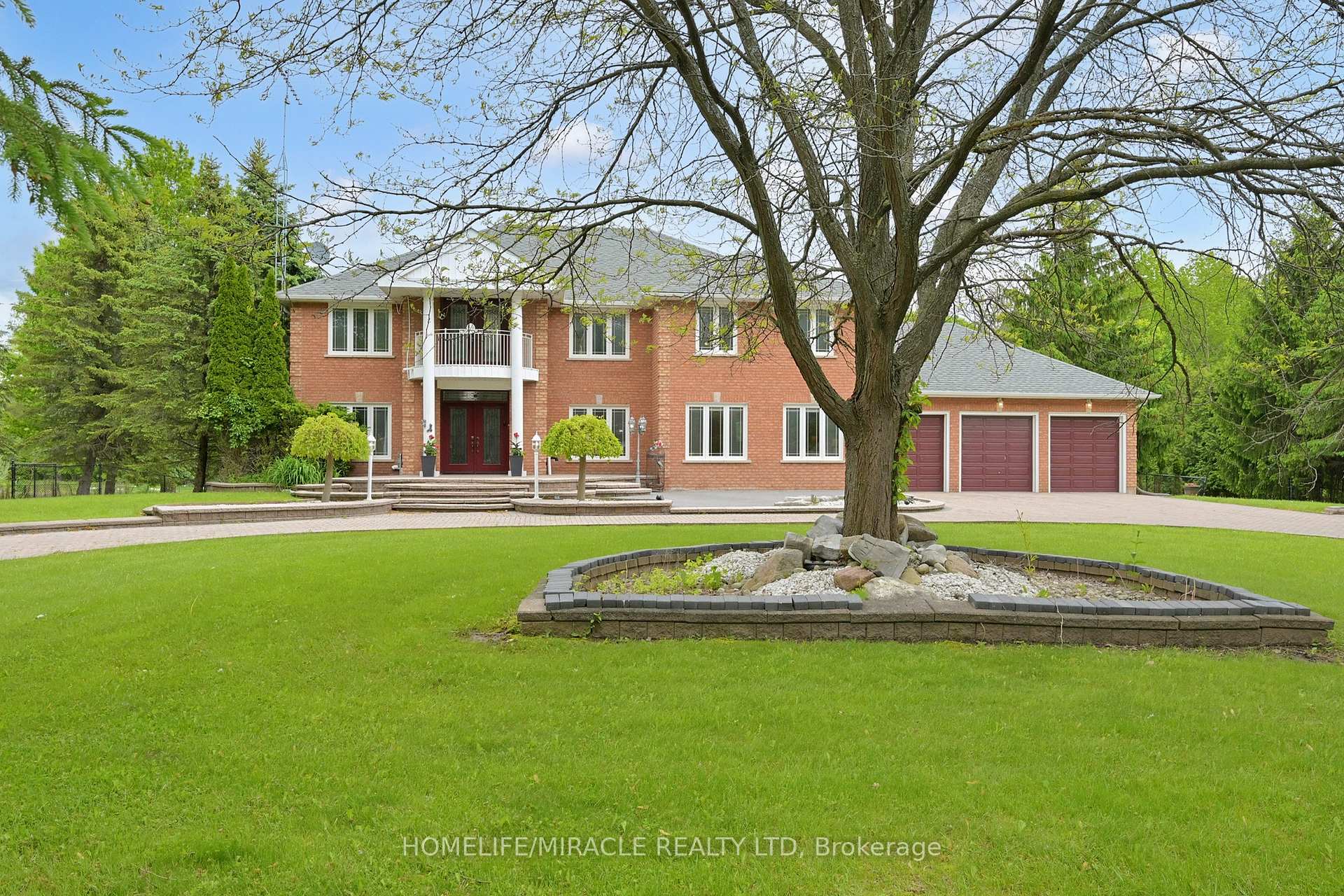 Photo 4 of 9 Bunting Court, Ajax, Central West — HOMEH