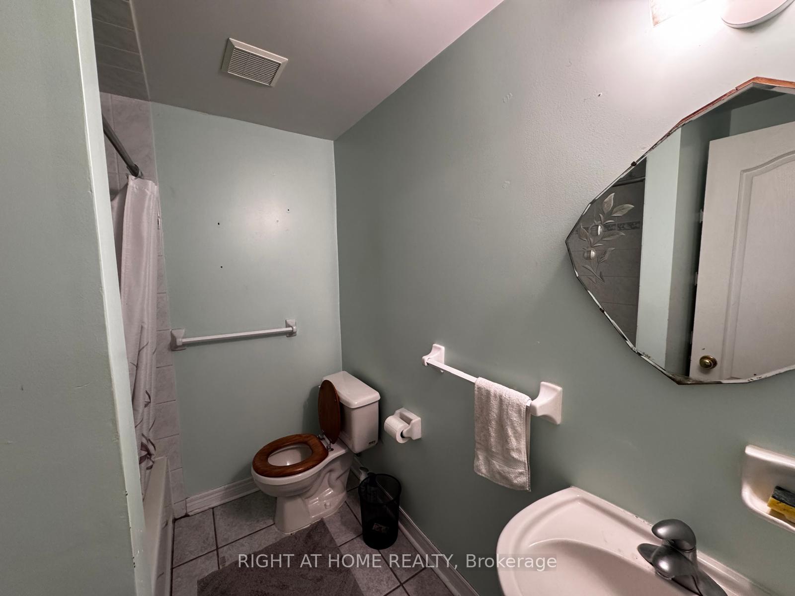 Photo 7 of Unit Lower, 103 Emms Drive, Barrie, Holly — HOMEH