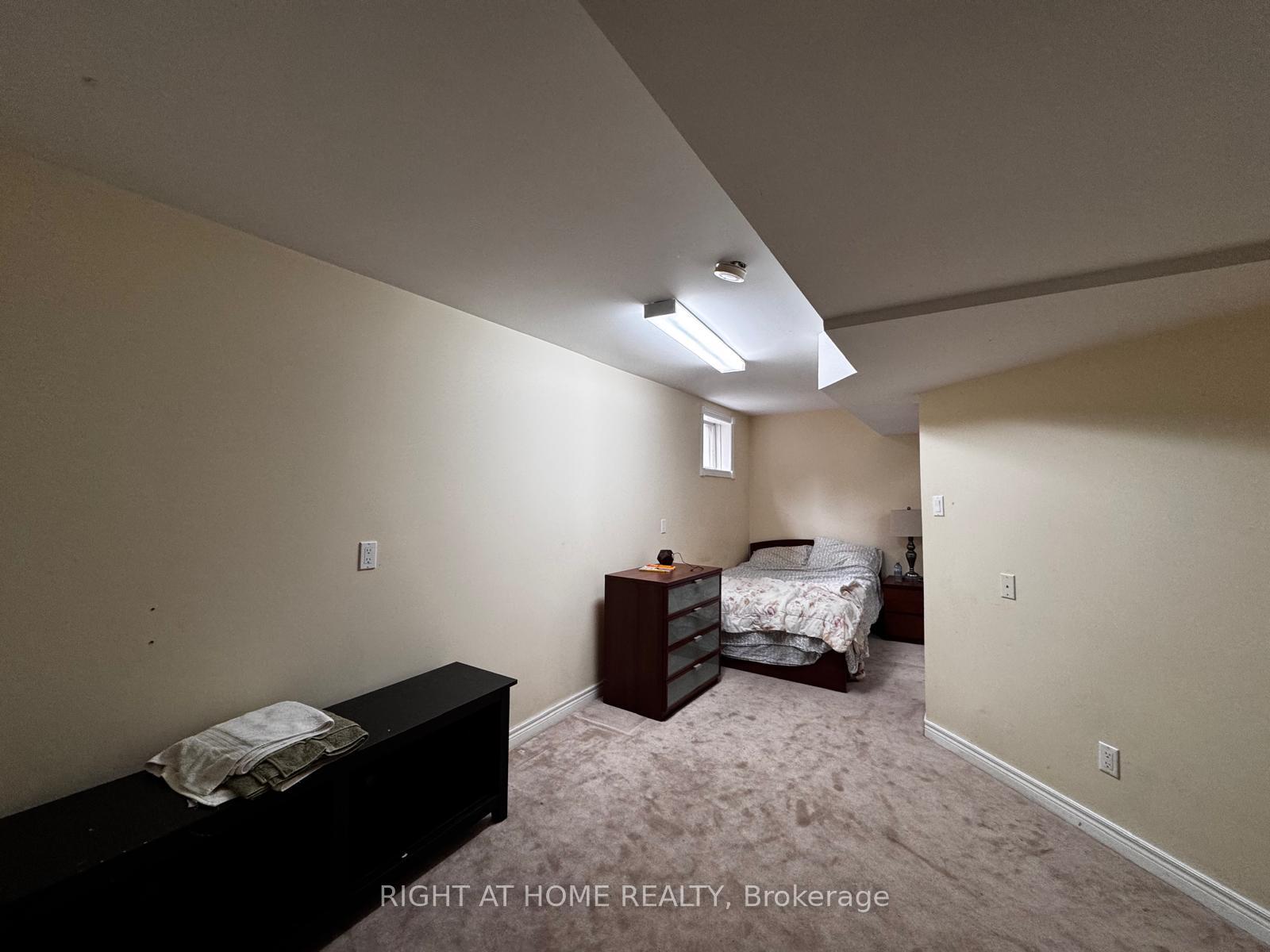 Photo 8 of Unit Lower, 103 Emms Drive, Barrie, Holly — HOMEH