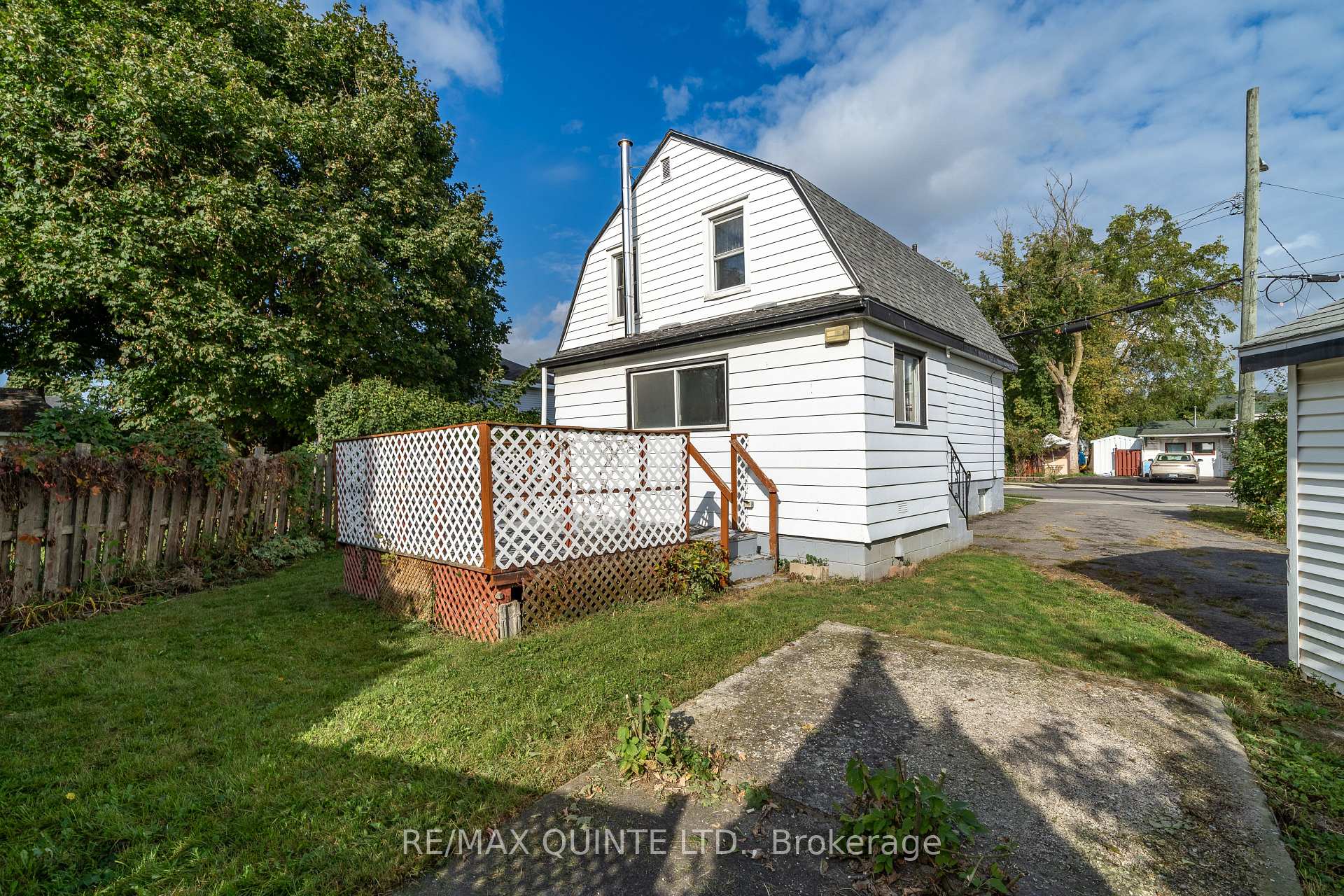 Photo 24 of 51 Strachan Street, Belleville, Belleville Ward — HOMEH