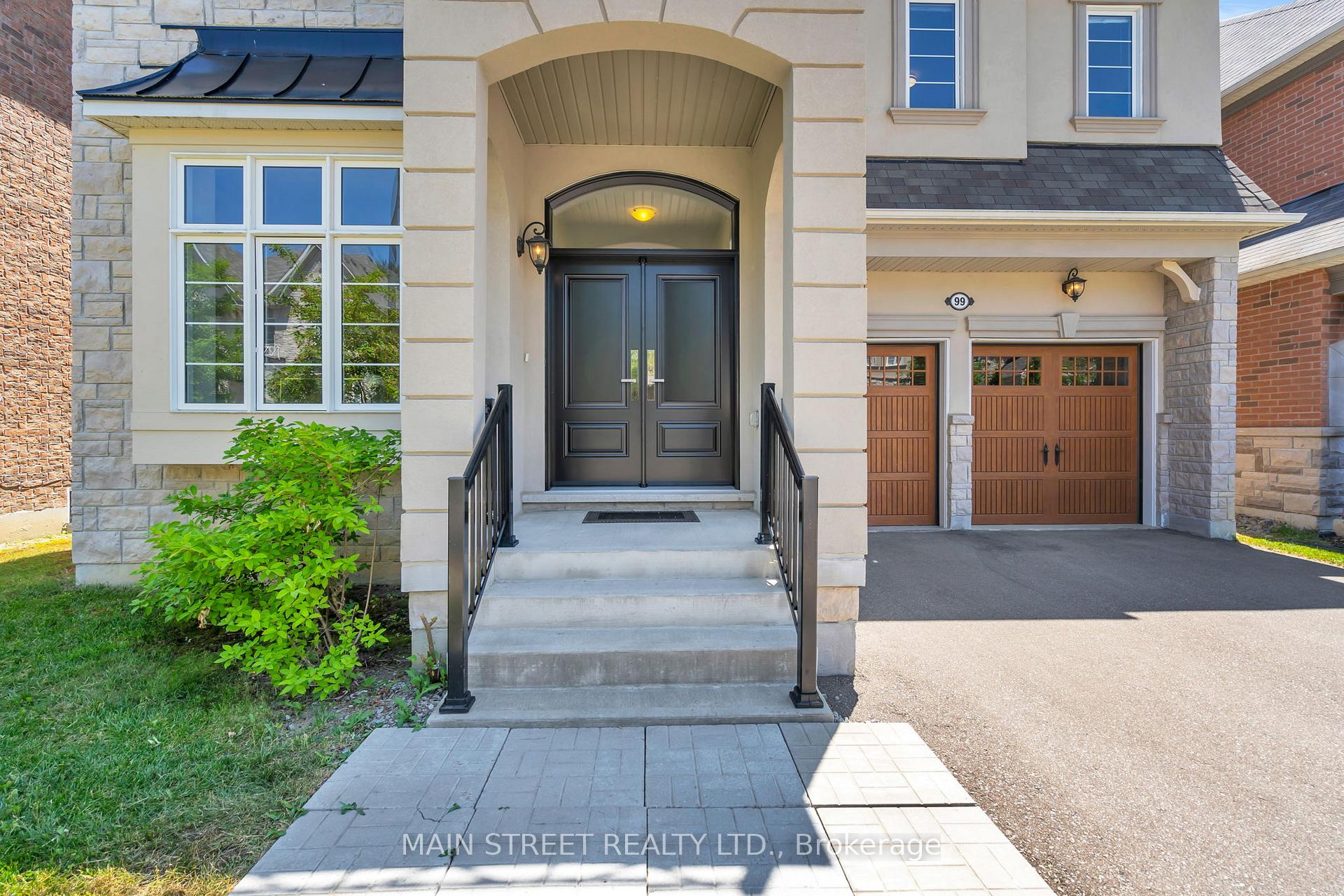 Photo 4 of 99 Bridgepointe Court, Aurora, Rural Aurora — HOMEH