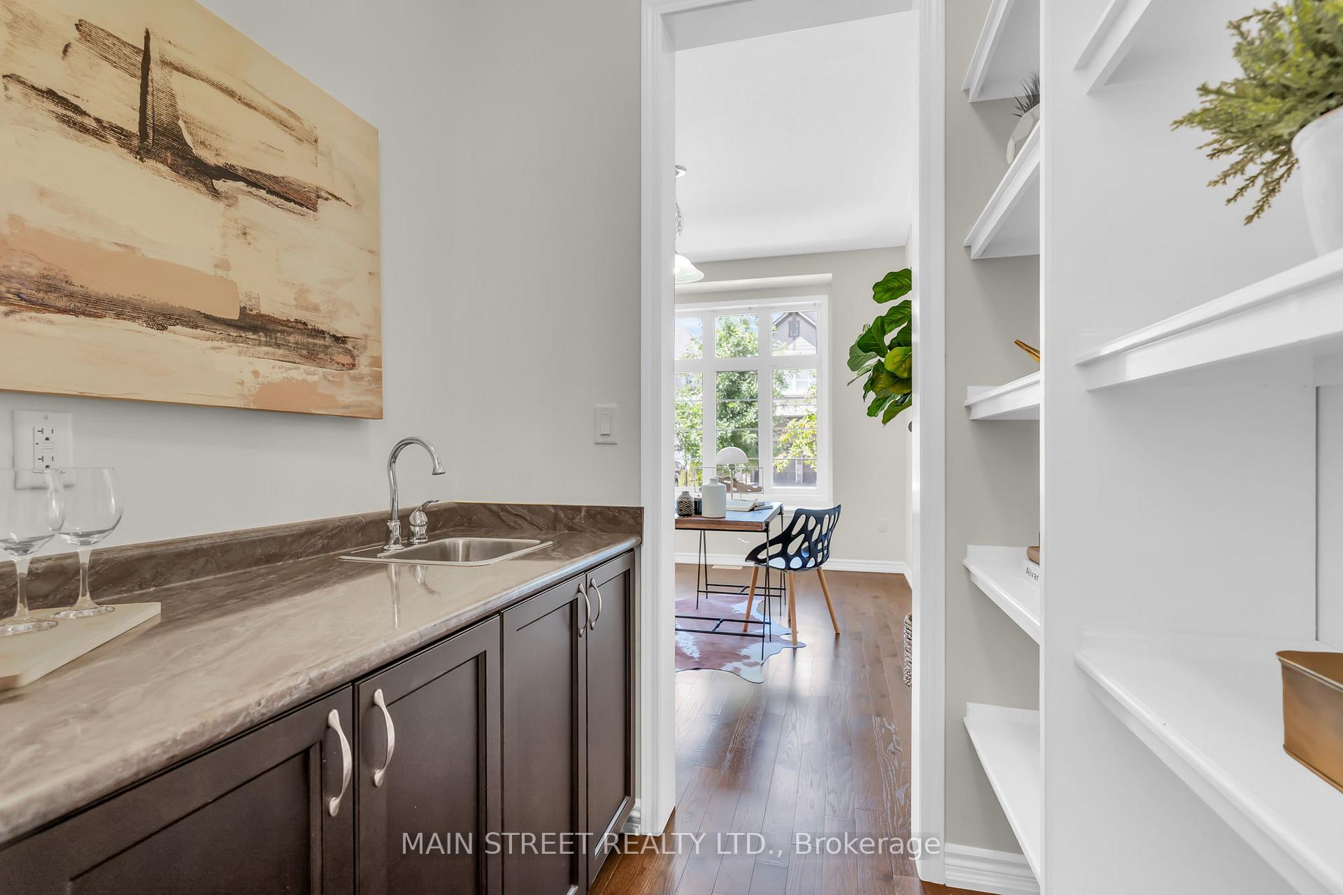 Photo 6 of 99 Bridgepointe Court, Aurora, Rural Aurora — HOMEH