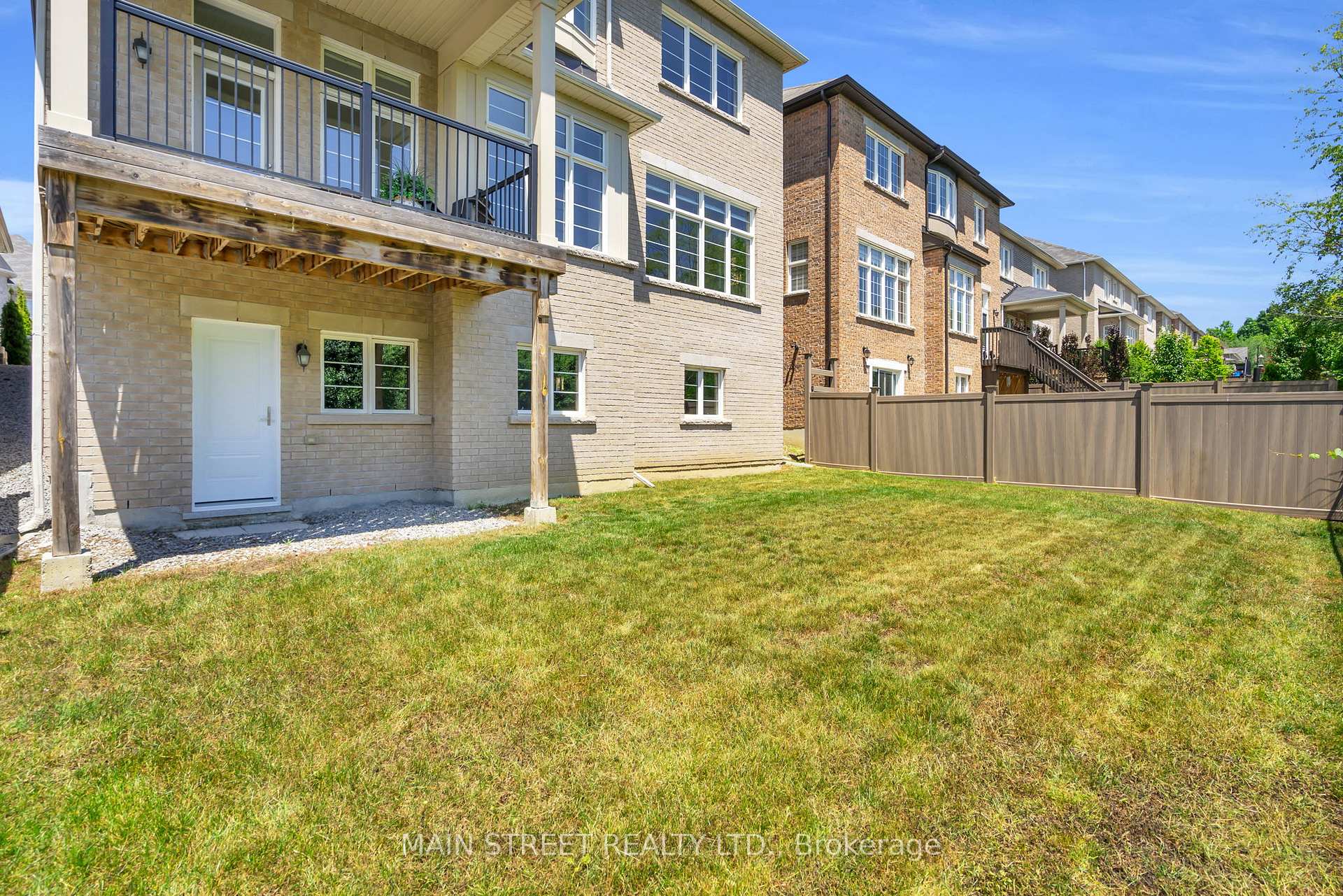 Photo 29 of 99 Bridgepointe Court, Aurora, Rural Aurora — HOMEH