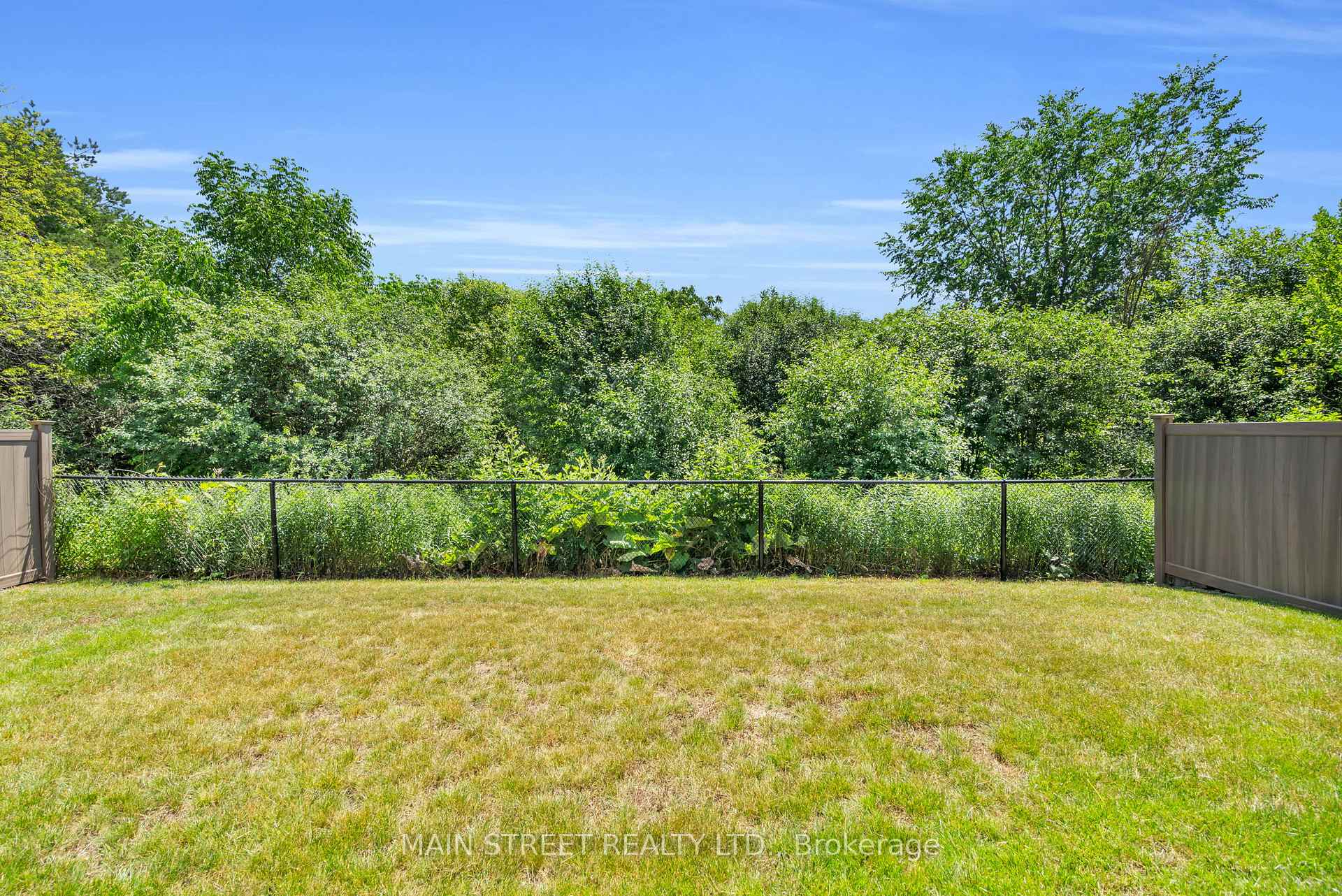 Photo 30 of 99 Bridgepointe Court, Aurora, Rural Aurora — HOMEH