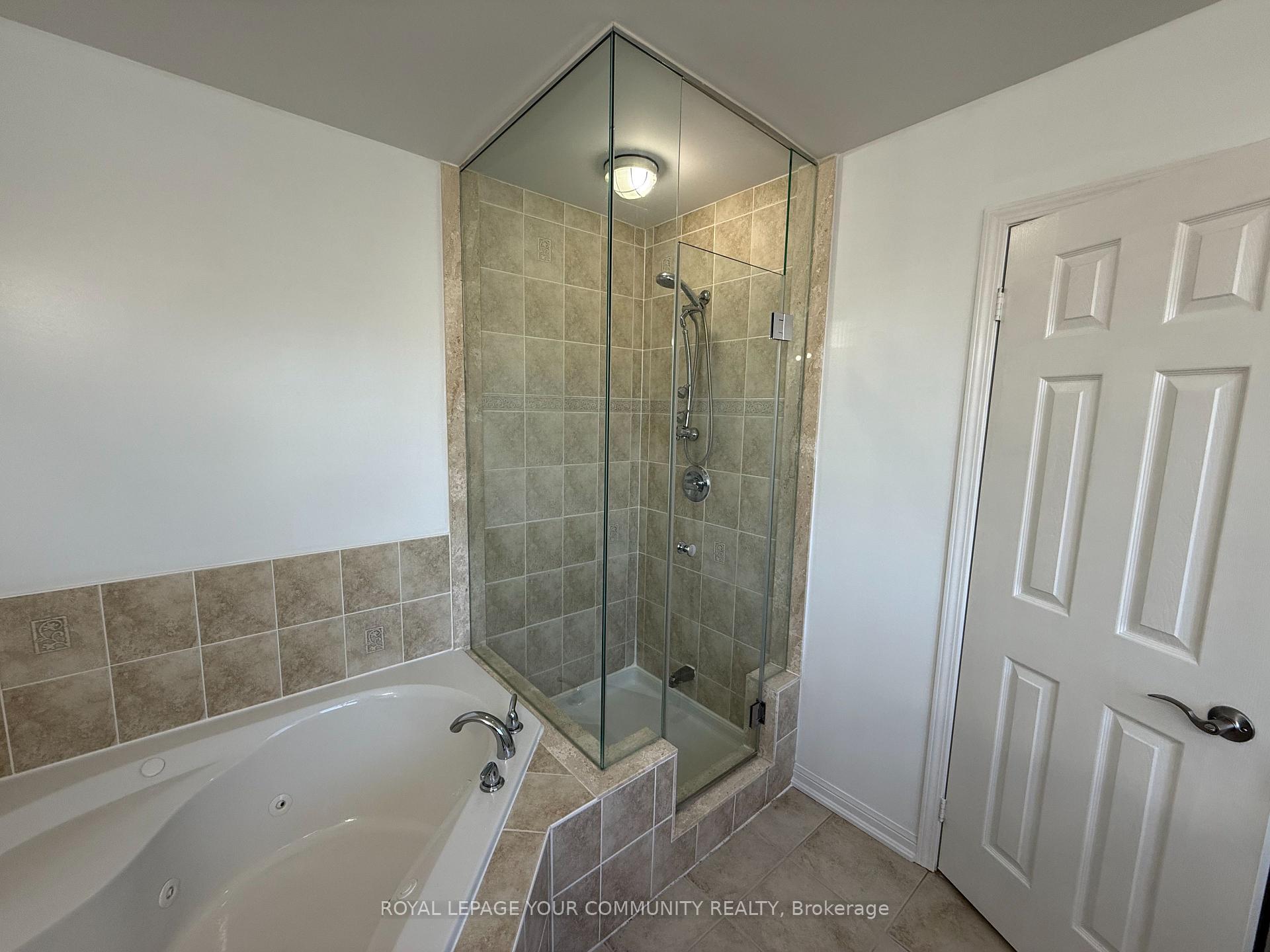 Photo 8 of 27 Orleans Avenue, Barrie, Innis-Shore — HOMEH