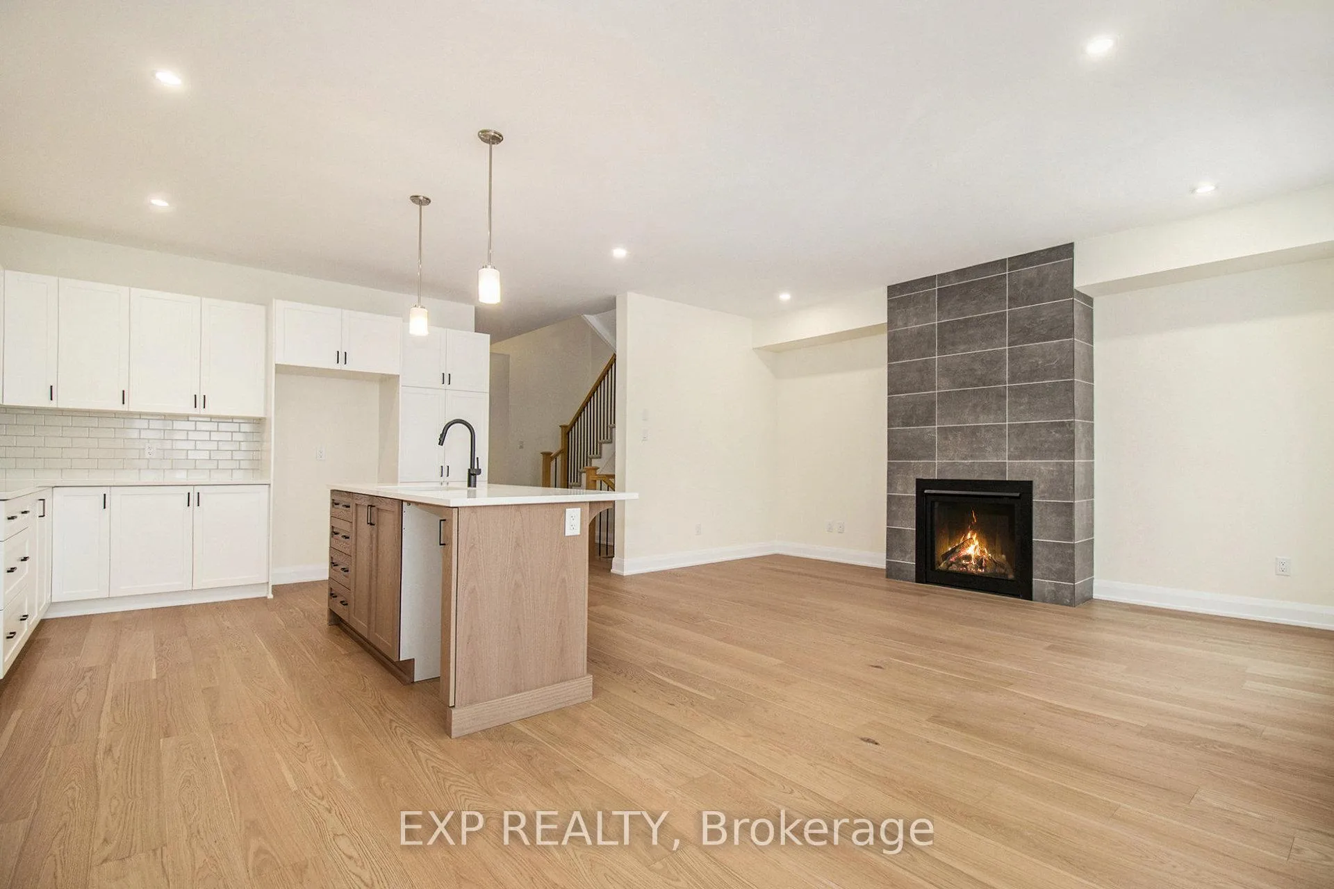 Photo 10 of 167 O'donovan Drive, Carleton Place — HOMEH