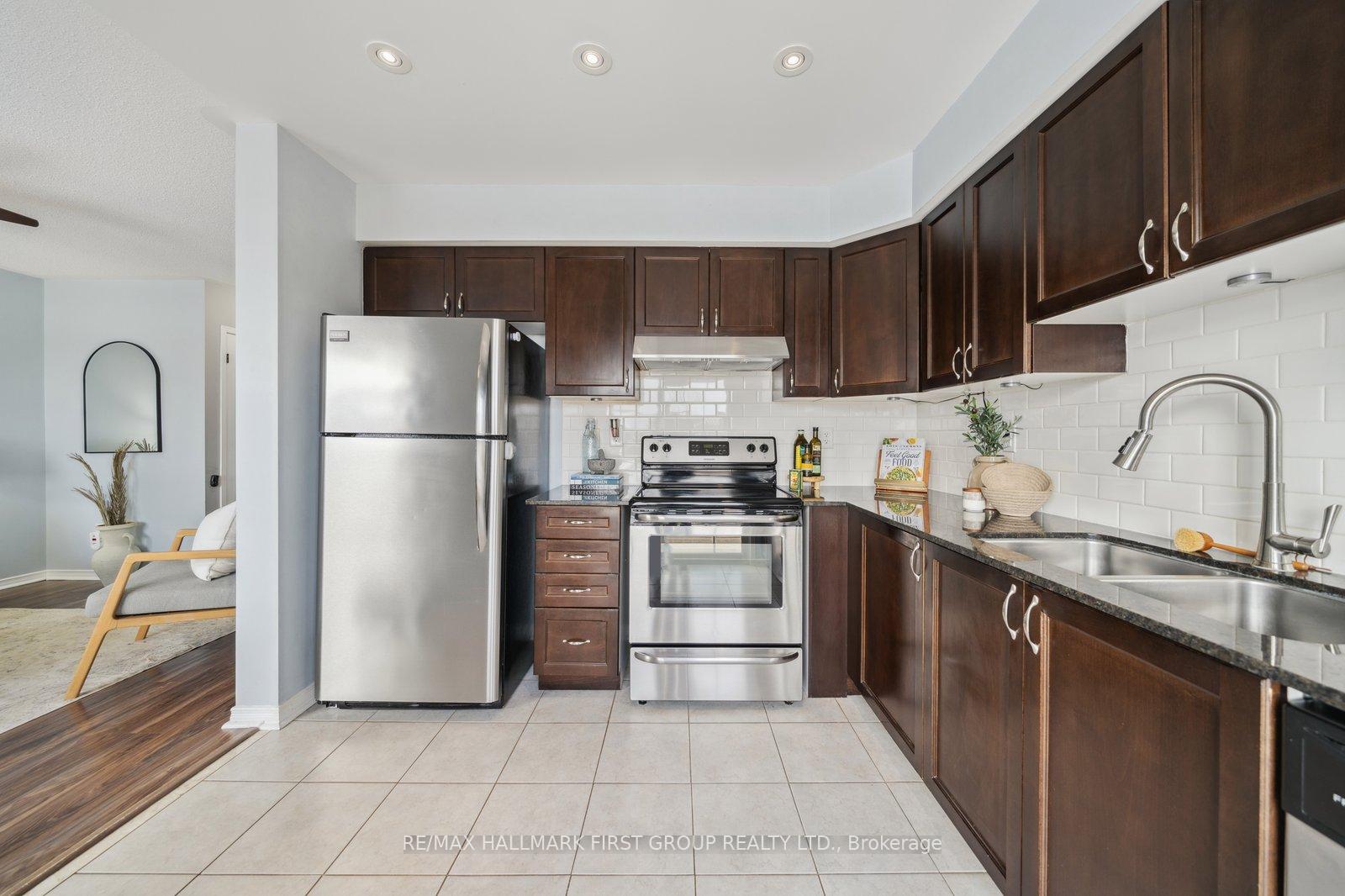 Photo 6 of 163 Honeyman Drive, Clarington, Bowmanville — HOMEH