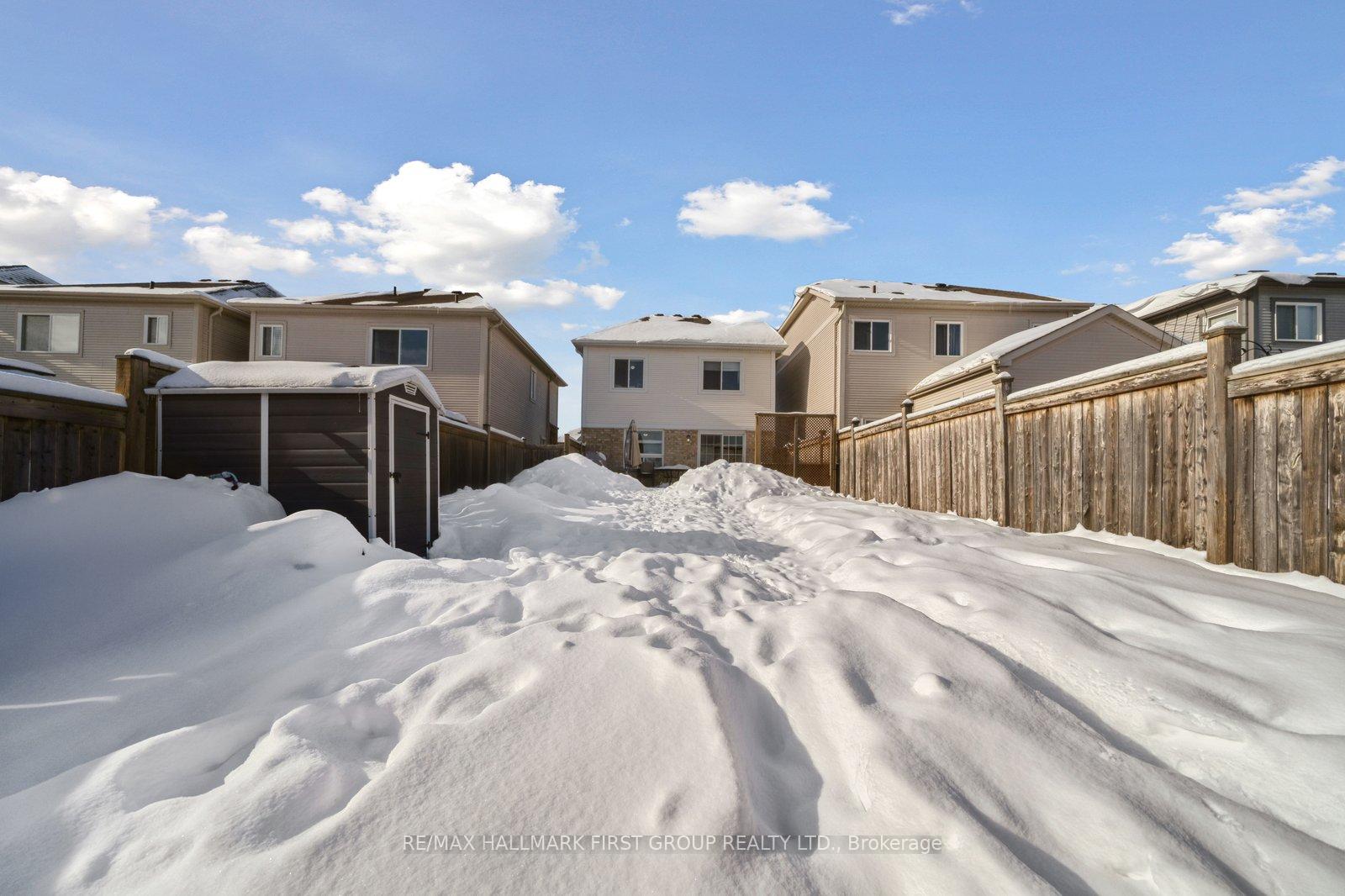 Photo 18 of 163 Honeyman Drive, Clarington, Bowmanville — HOMEH