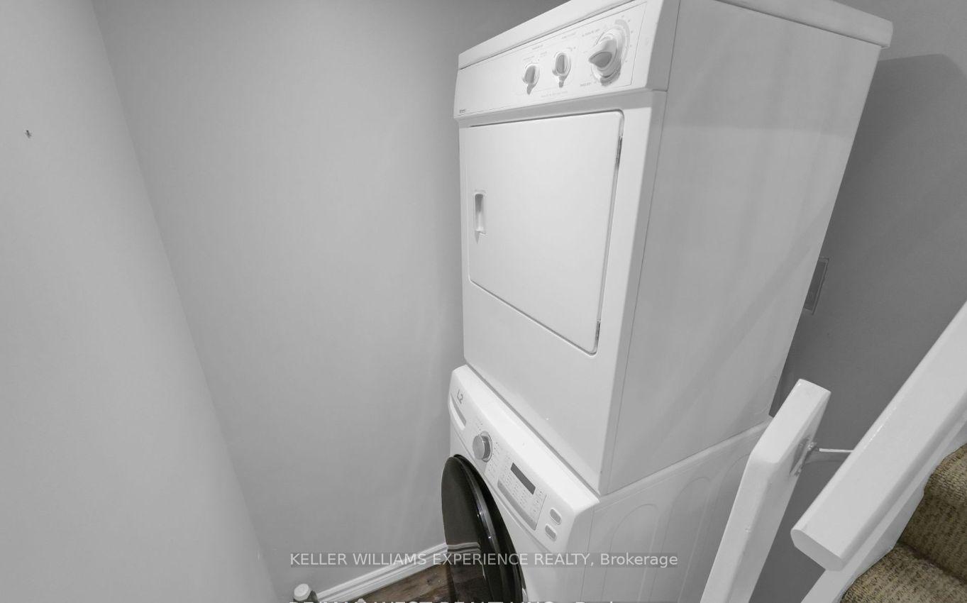 Photo 15 of Unit Upper, 241 Letitia Street, Barrie, Letitia Heights — HOMEH