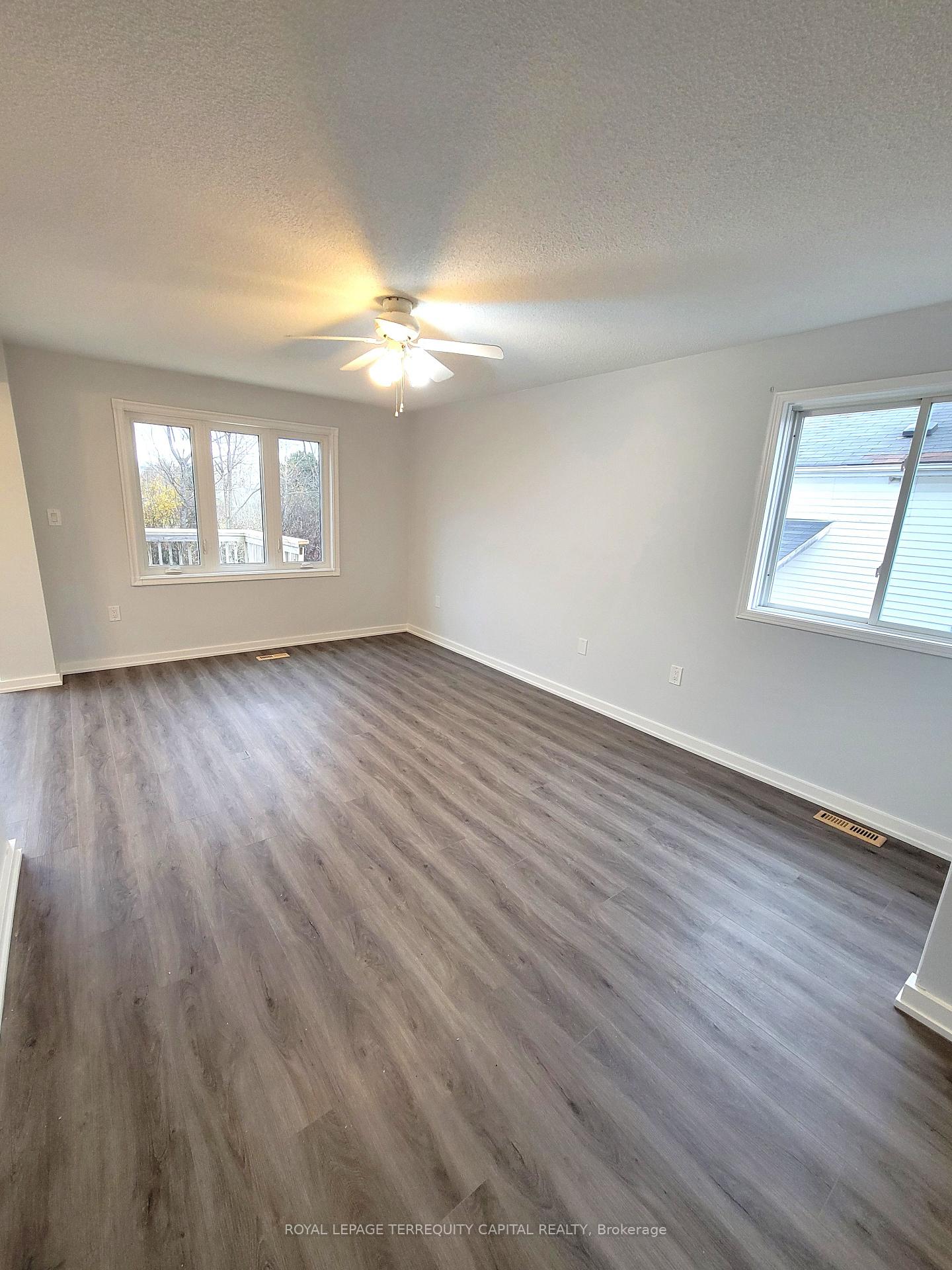 Photo 13 of 46 Arthur Avenue, Barrie, East Bayfield — HOMEH