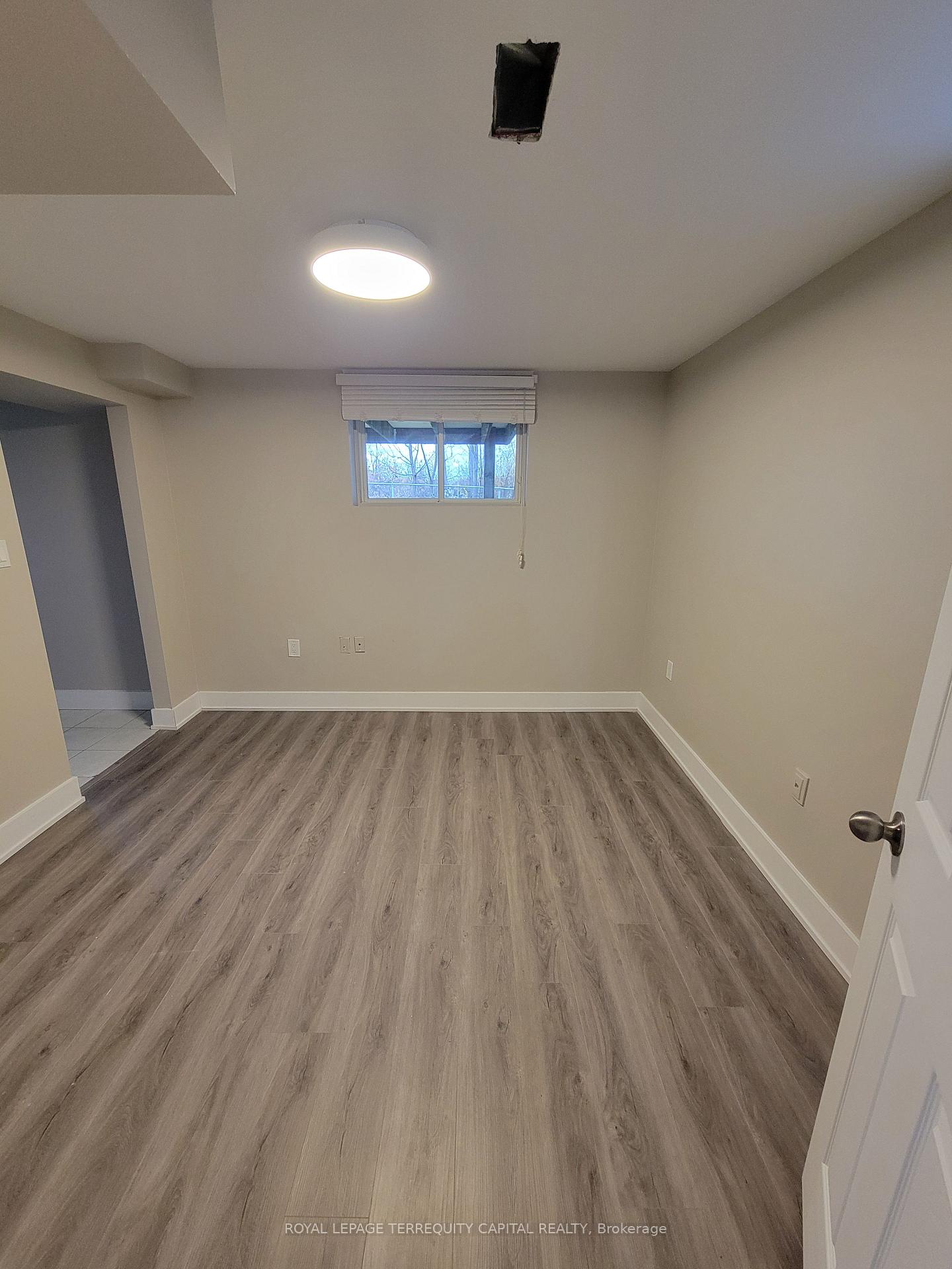 Photo 31 of 46 Arthur Avenue, Barrie, East Bayfield — HOMEH