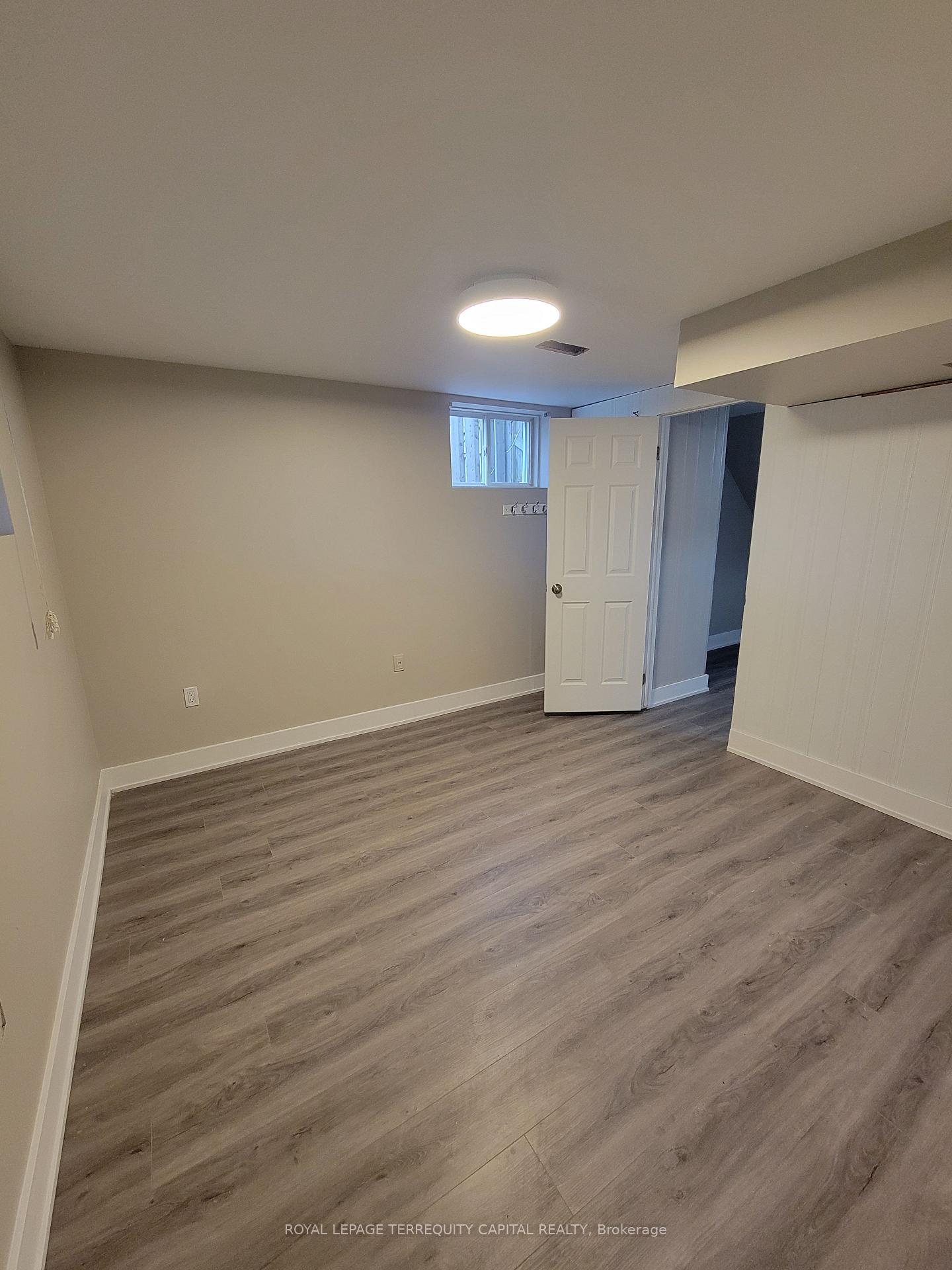Photo 35 of 46 Arthur Avenue, Barrie, East Bayfield — HOMEH