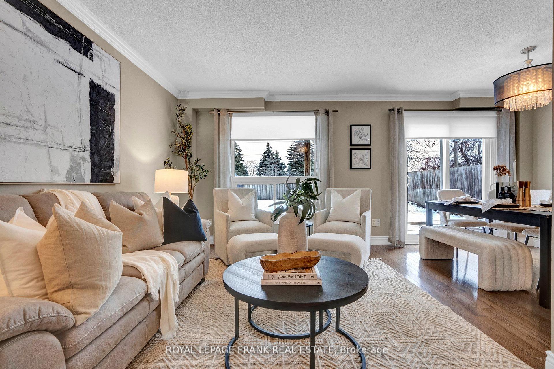 Photo 8 of 71 Turnberry Crescent, Clarington, Courtice — HOMEH