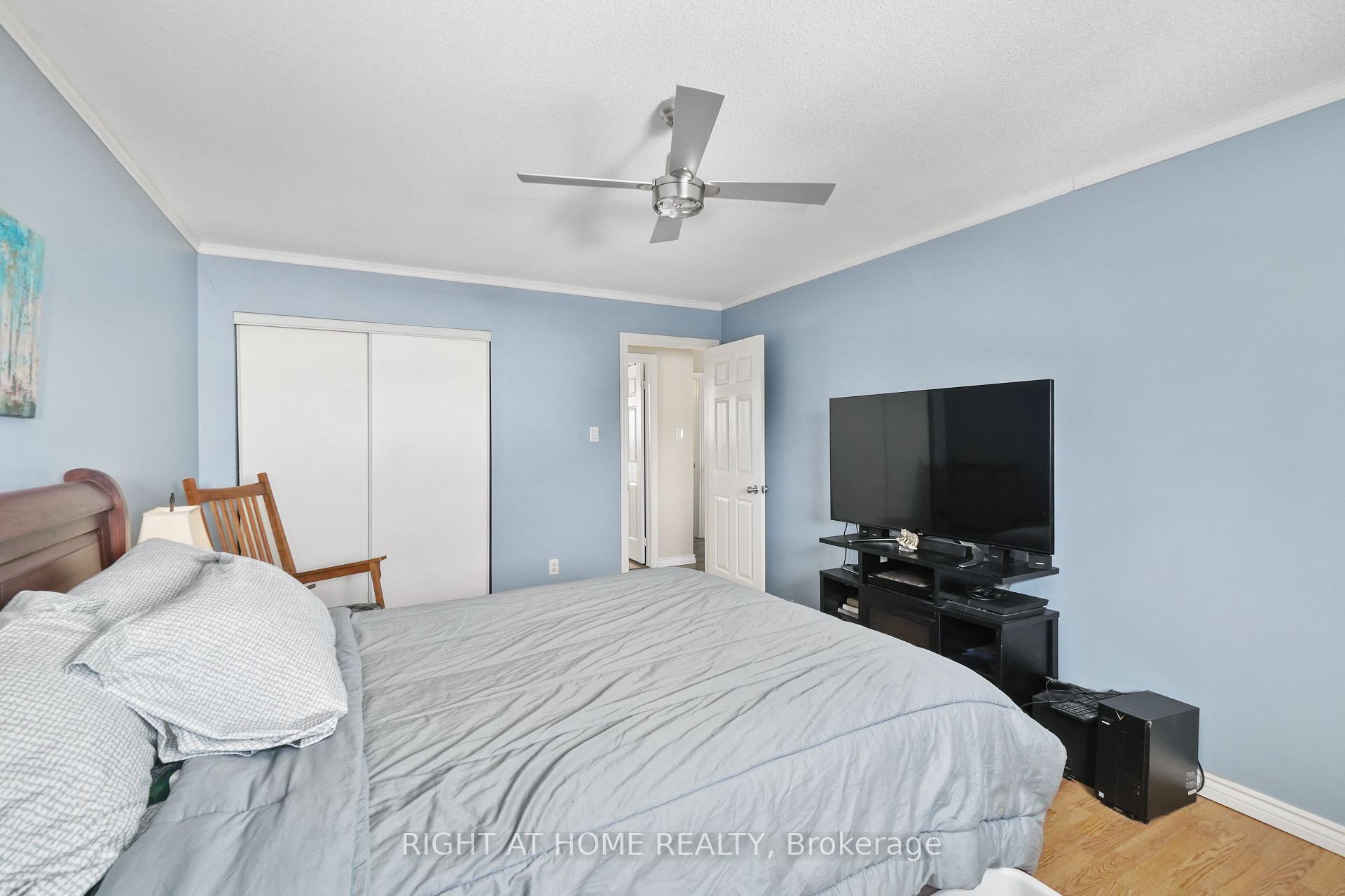 Photo 22 of 37 Trudeau Drive, Clarington, Bowmanville — HOMEH
