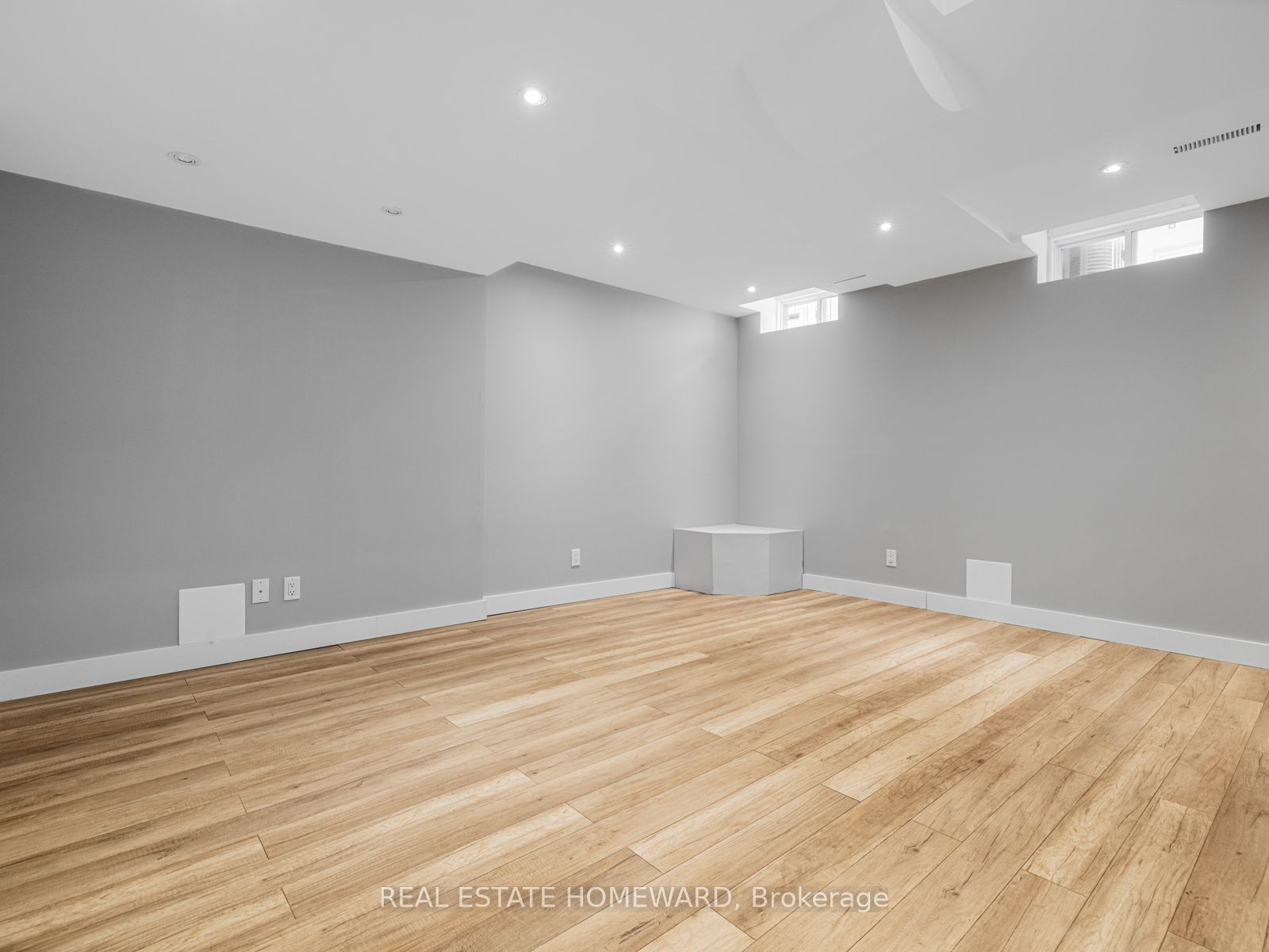 Photo 61 of 304 Flagstone Way, Newmarket, Woodland Hill — HOMEH