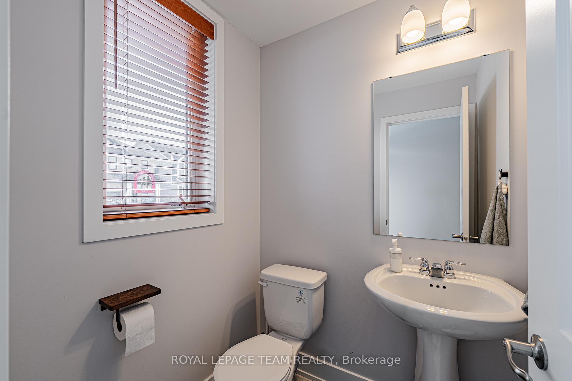 Photo 5 of 863 Moonrise Terrace, Ottawa, Barrhaven - Half Moon Bay — HOMEH