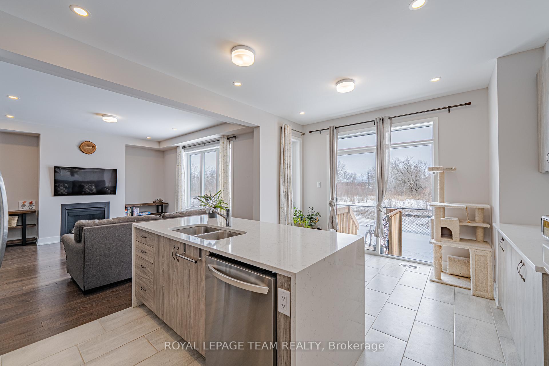 Photo 20 of 863 Moonrise Terrace, Ottawa, Barrhaven - Half Moon Bay — HOMEH