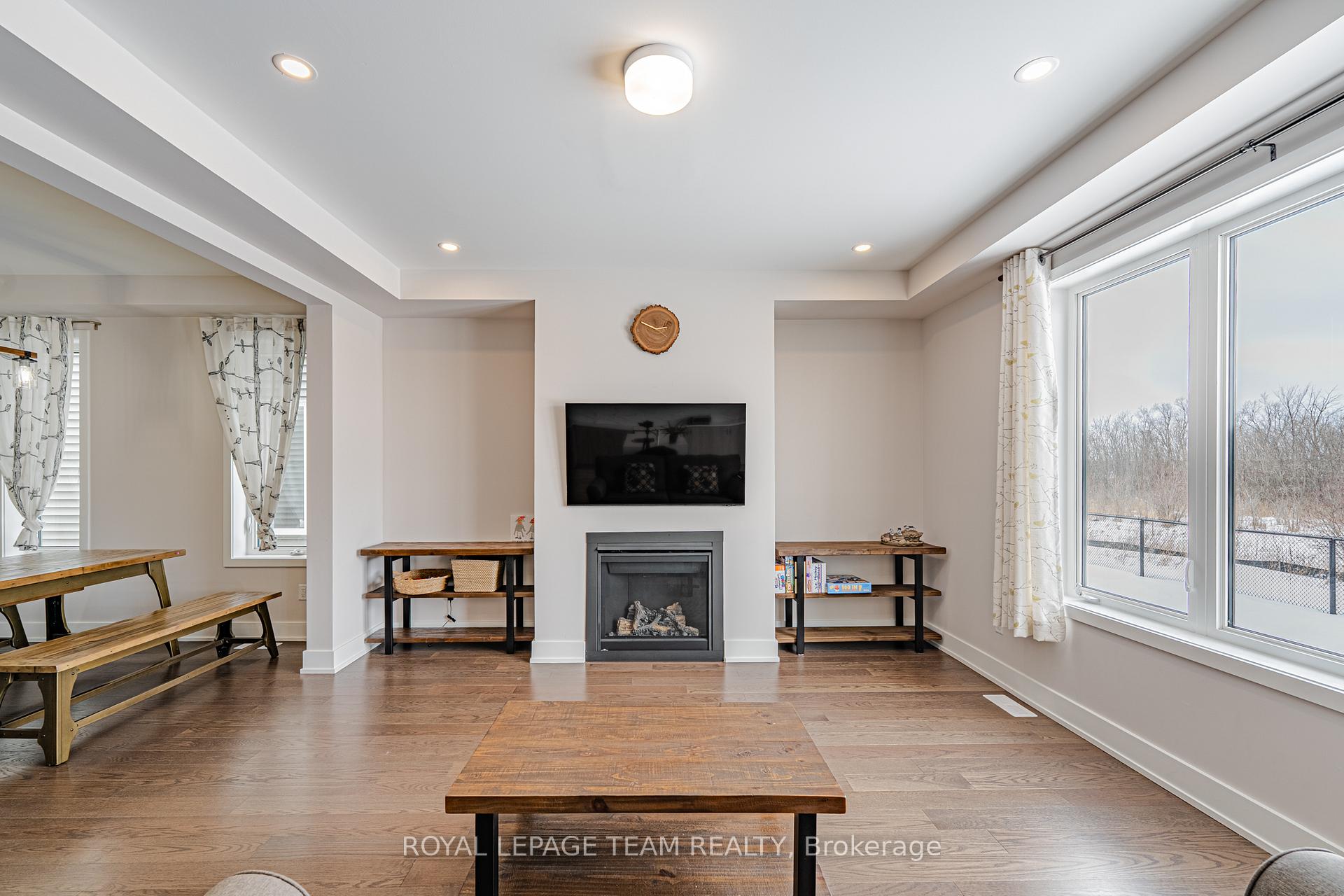 Photo 24 of 863 Moonrise Terrace, Ottawa, Barrhaven - Half Moon Bay — HOMEH
