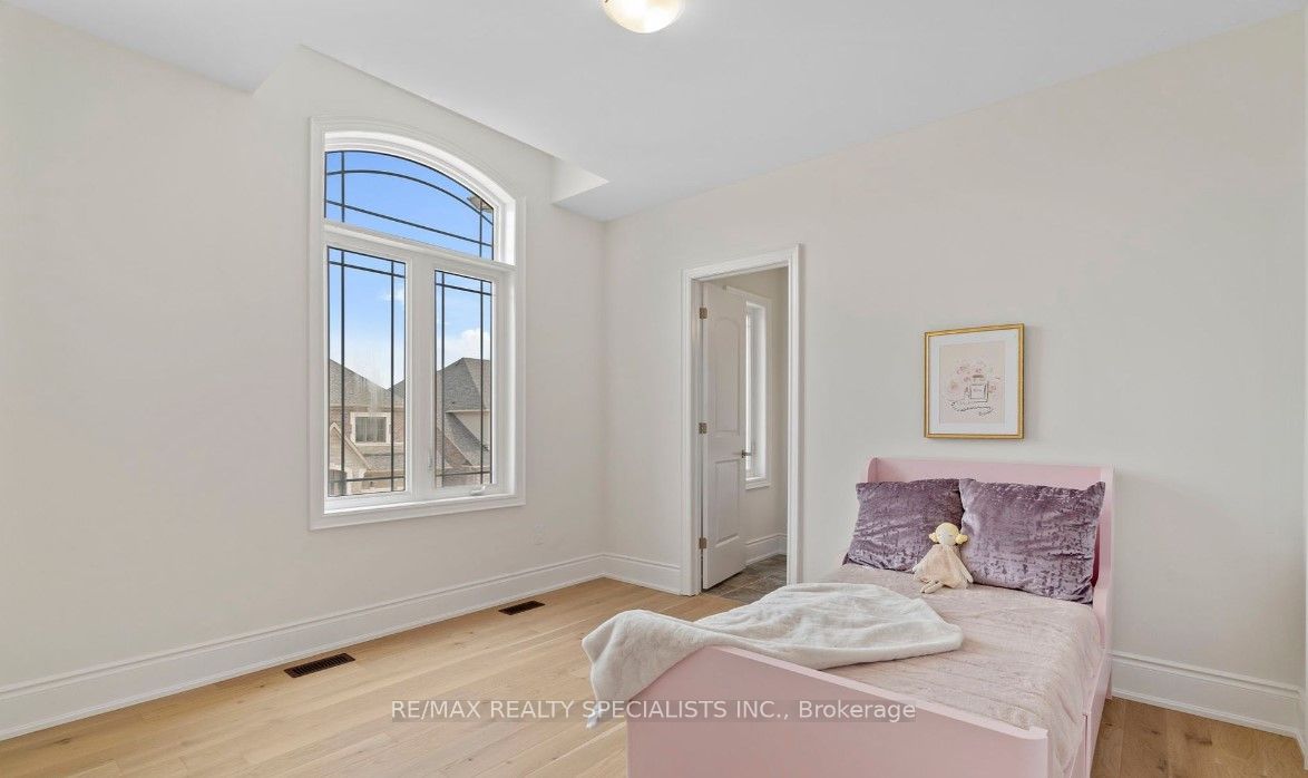 Photo 55 of 89 James Walker Avenue, Caledon, Caledon East — HOMEH