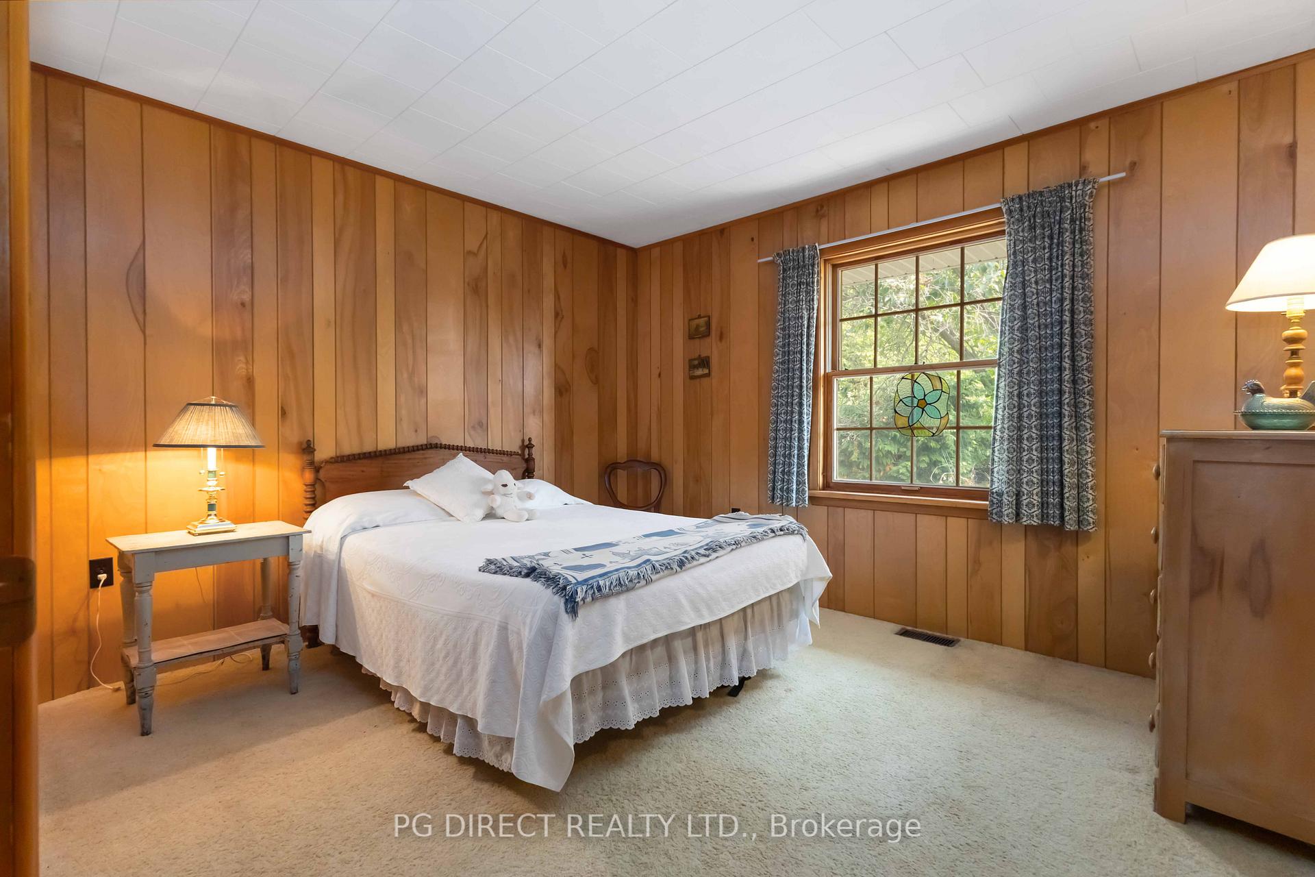 Photo 10 of 5 Albert Street W, Brock, Beaverton — HOMEH
