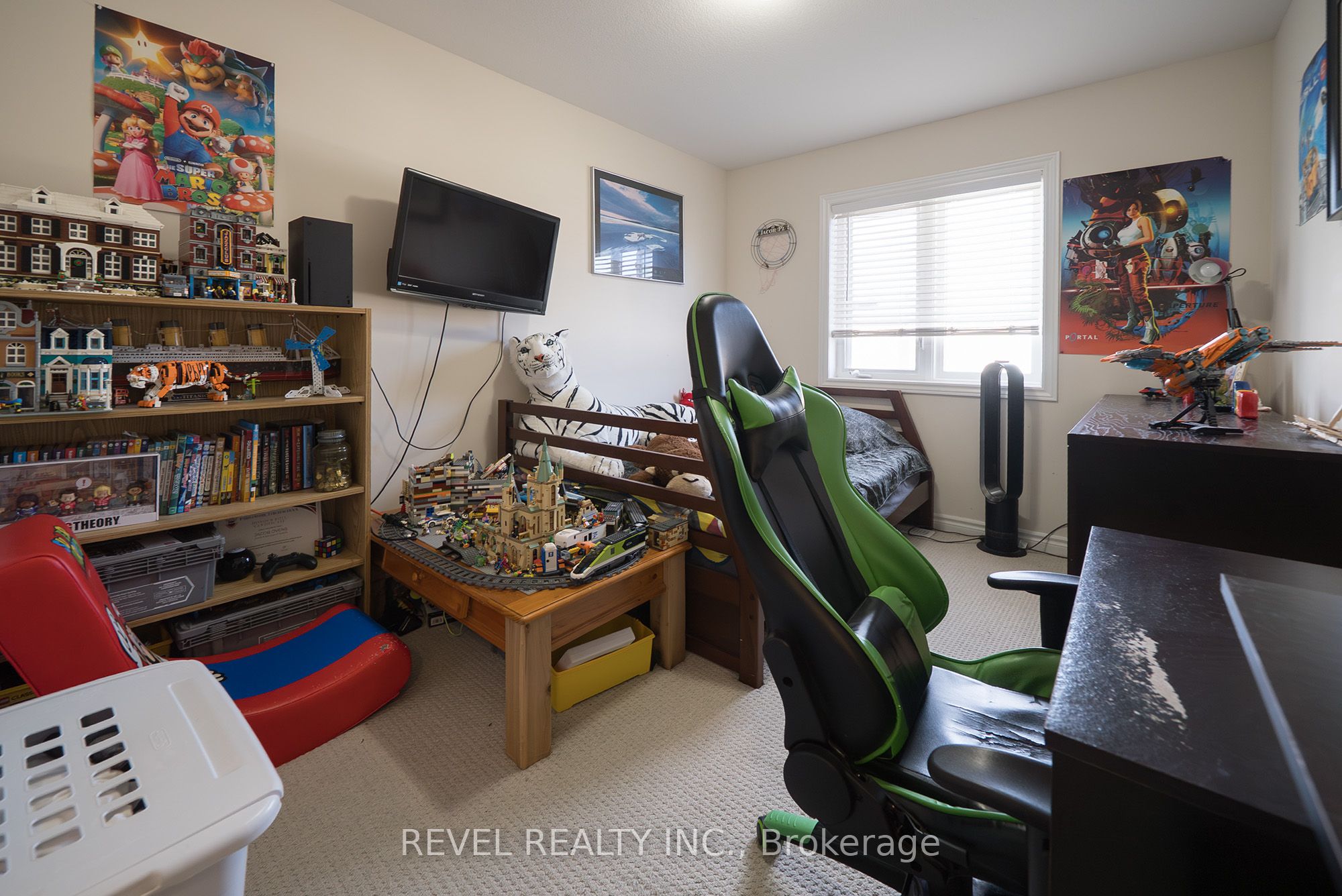 Photo 37 of 2B Vic Chambers Place, Brant, Paris — HOMEH