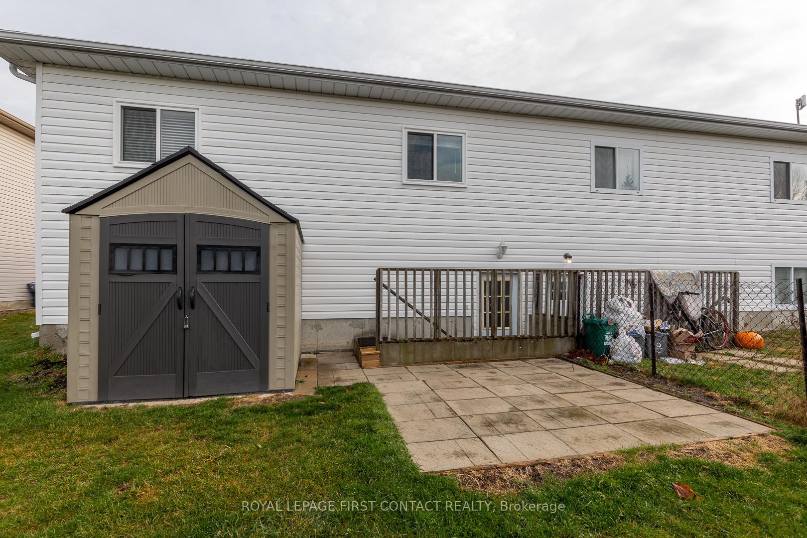 Photo 2 of Unit UPPER, 66 Downing Crescent, Barrie, Holly — HOMEH