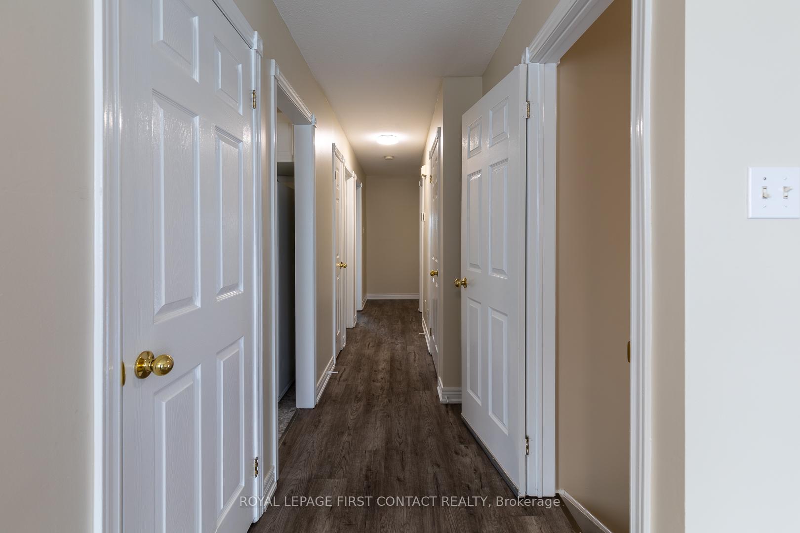 Photo 6 of Unit UPPER, 66 Downing Crescent, Barrie, Holly — HOMEH