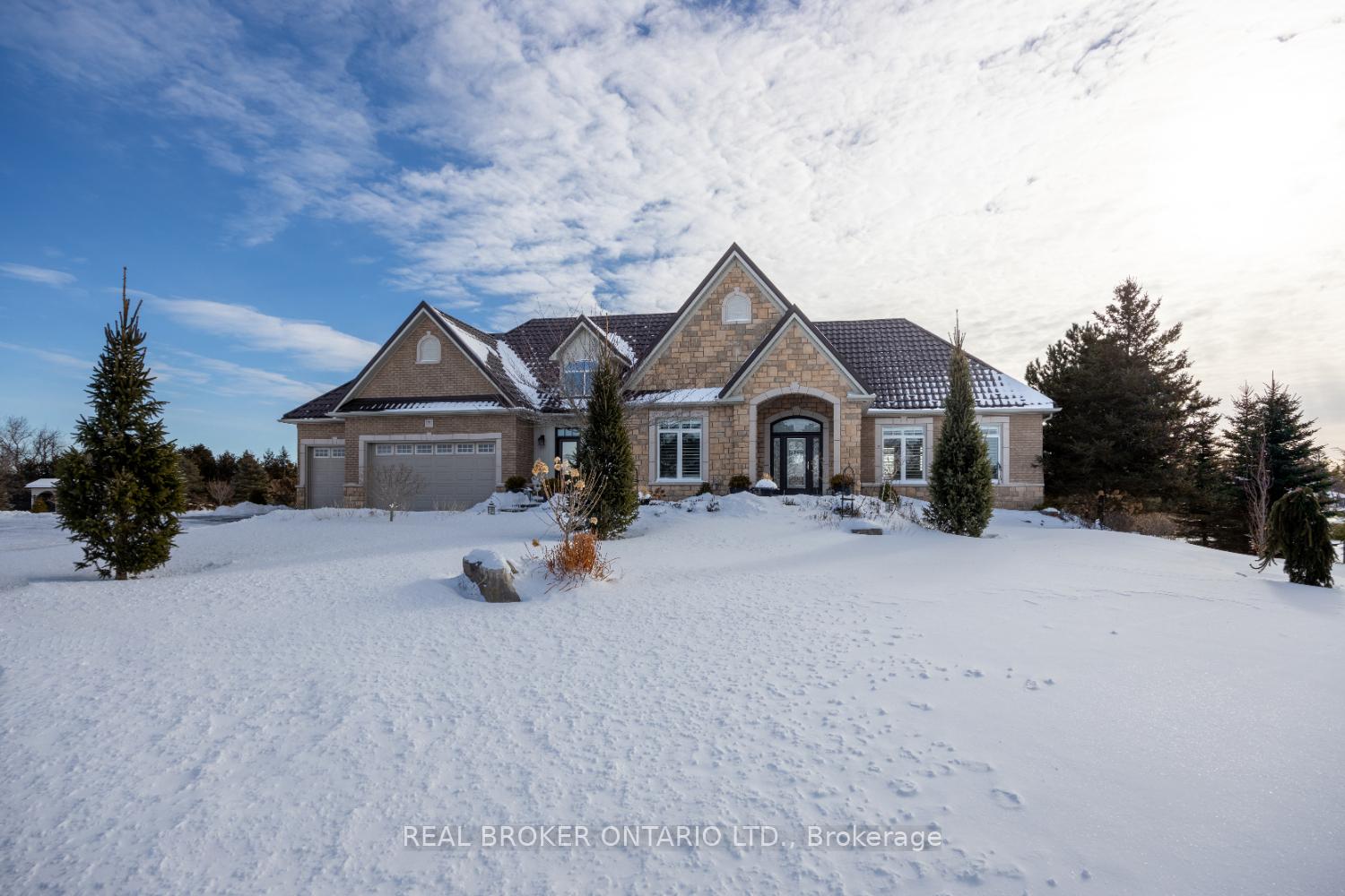 Photo 4 of 23 Venton Court, Clarington, Rural Clarington — HOMEH