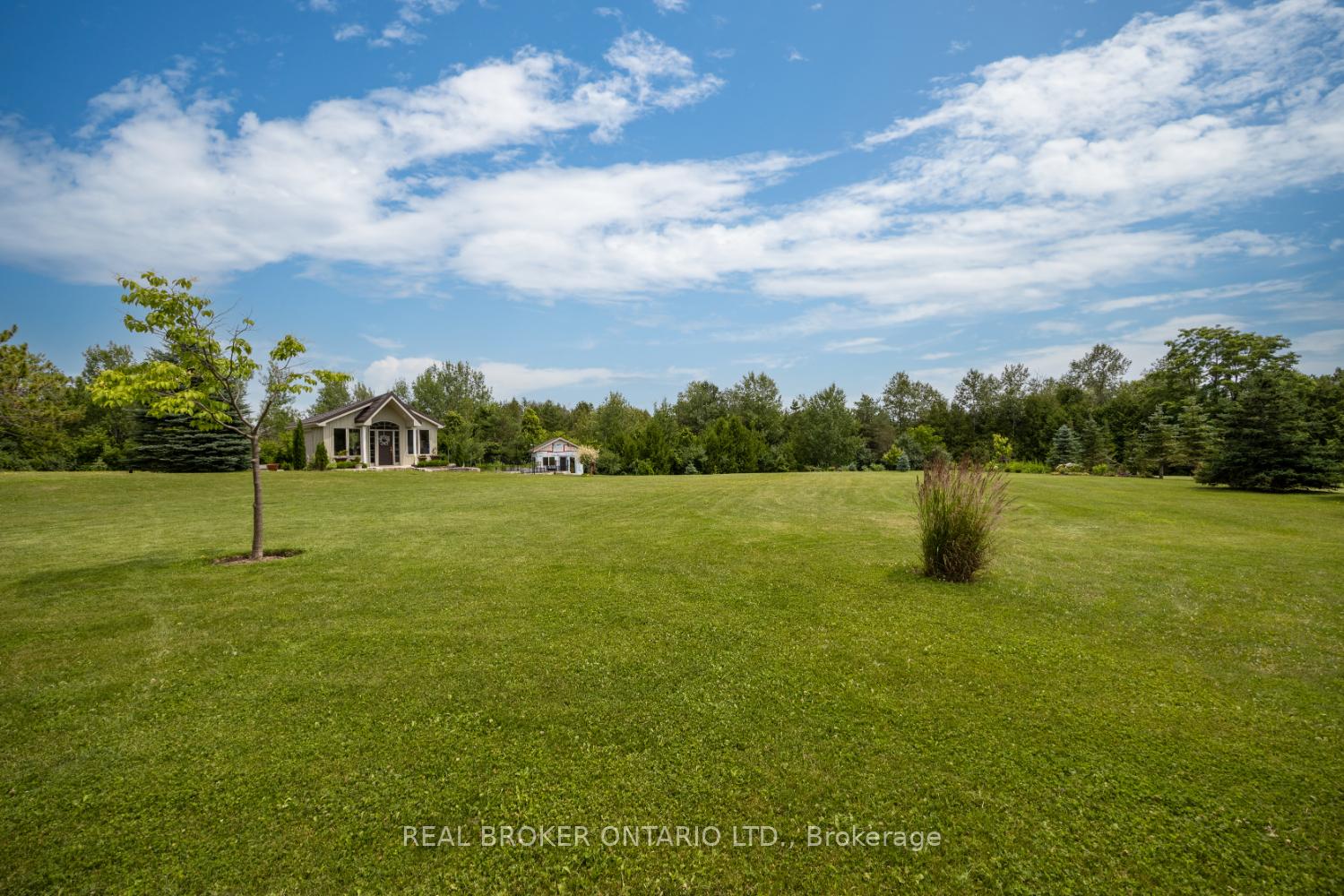 Photo 21 of 23 Venton Court, Clarington, Rural Clarington — HOMEH