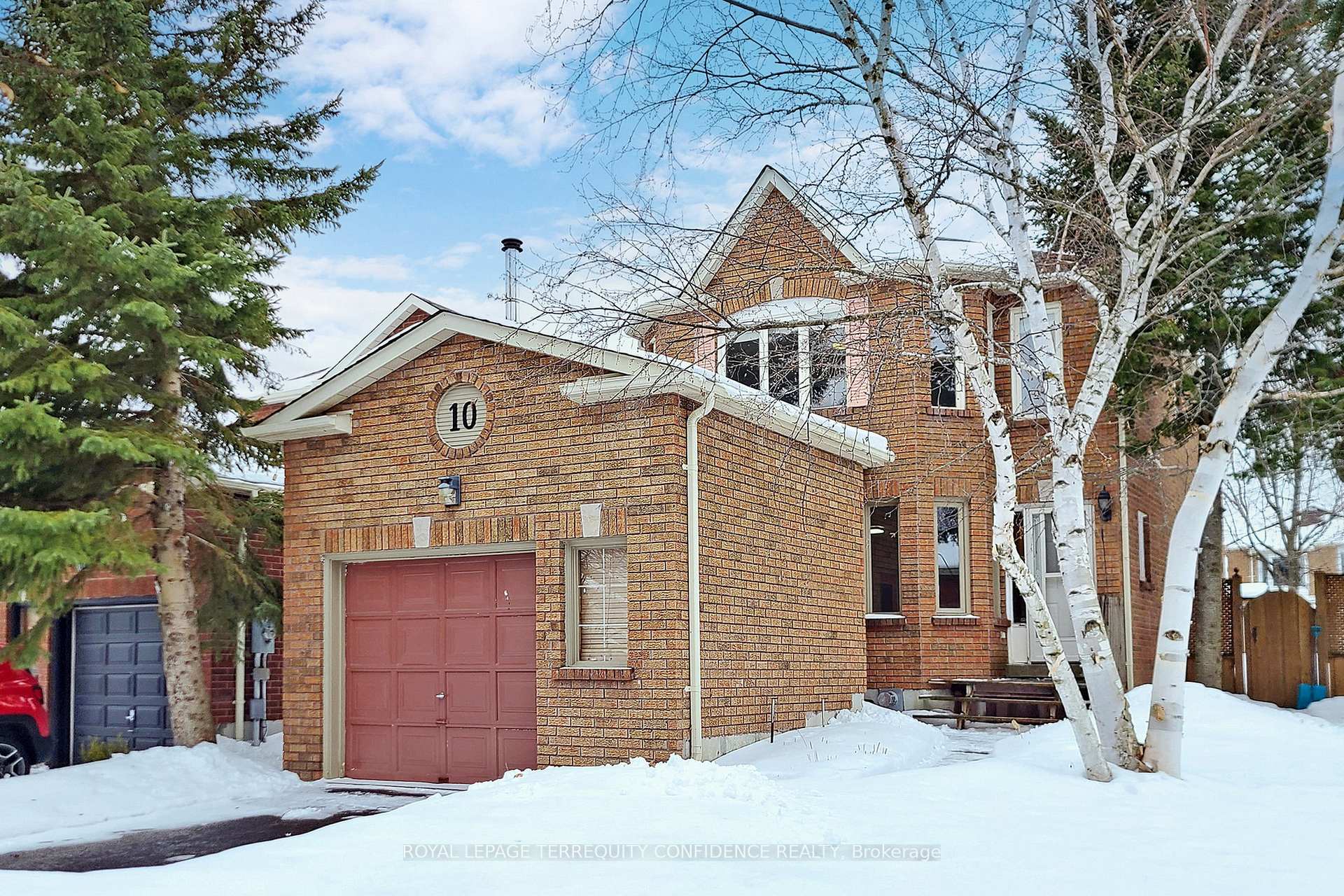 Photo 1 of 10 Weatherup Crescent, Barrie, West Bayfield — HOMEH