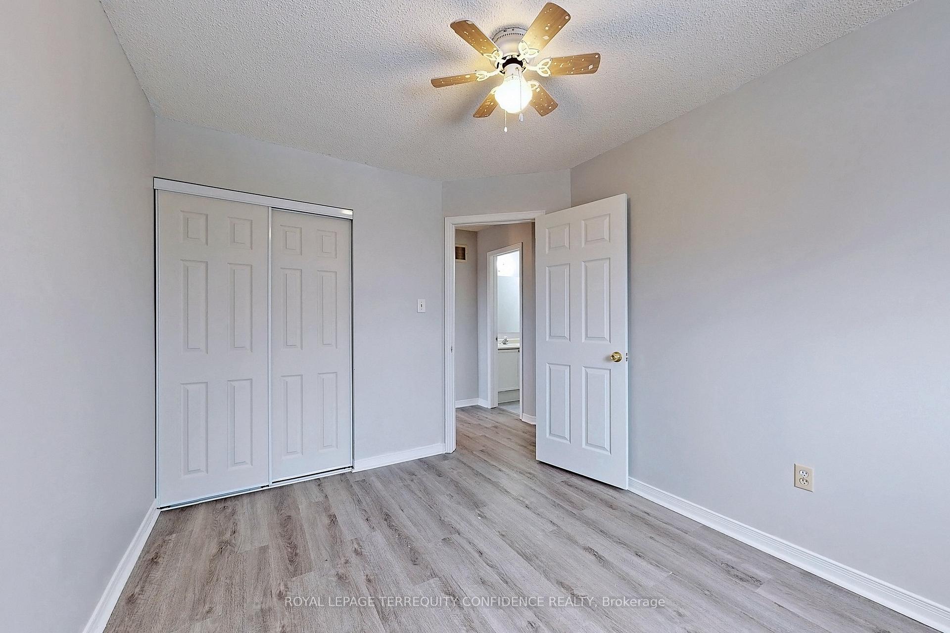 Photo 14 of 10 Weatherup Crescent, Barrie, West Bayfield — HOMEH