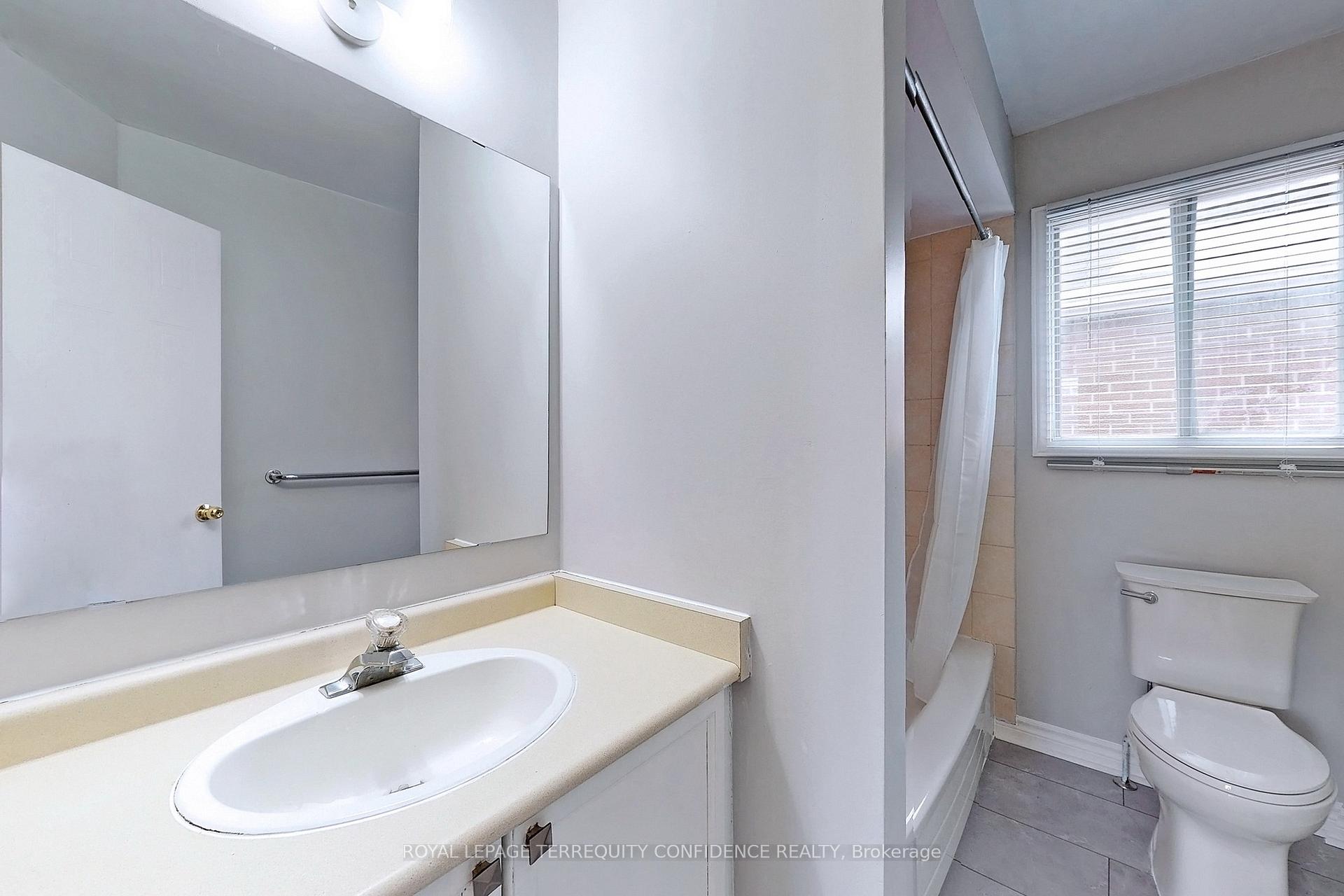 Photo 19 of 10 Weatherup Crescent, Barrie, West Bayfield — HOMEH