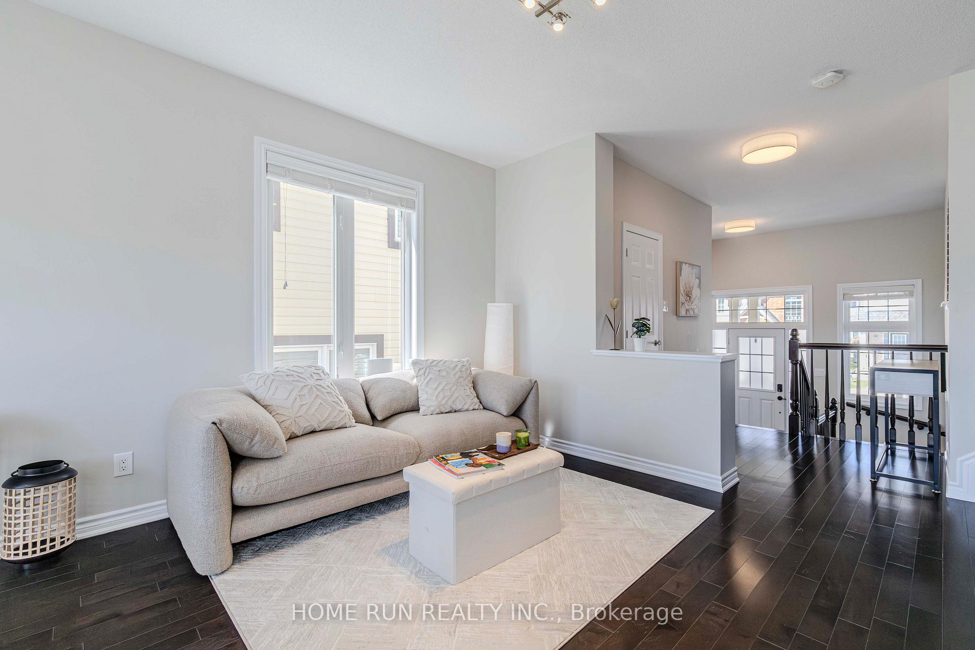 Photo 7 of 213 Dutchmans Way, Ottawa, Barrhaven - Half Moon Bay — HOMEH
