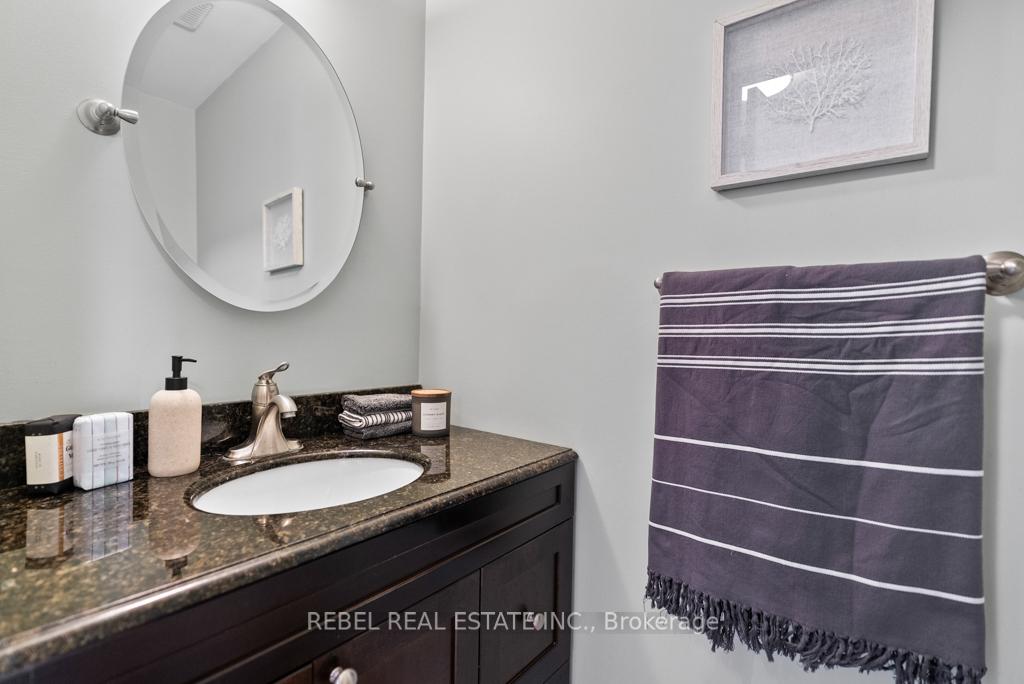 Photo 4 of 63 Moyse Drive, Clarington, Courtice — HOMEH